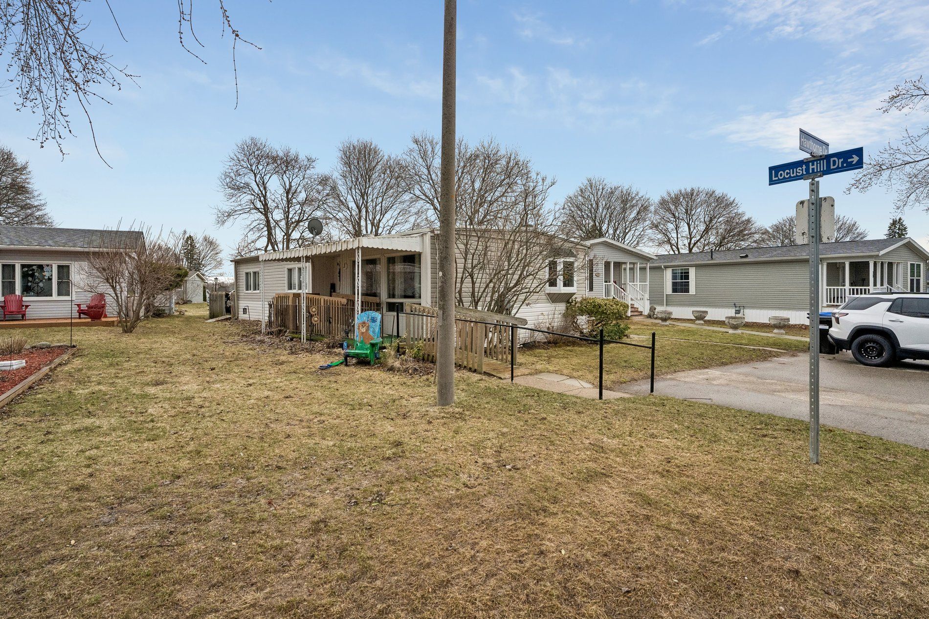 35 Hawthorne Drive, Innisfil, On L9s 1p1