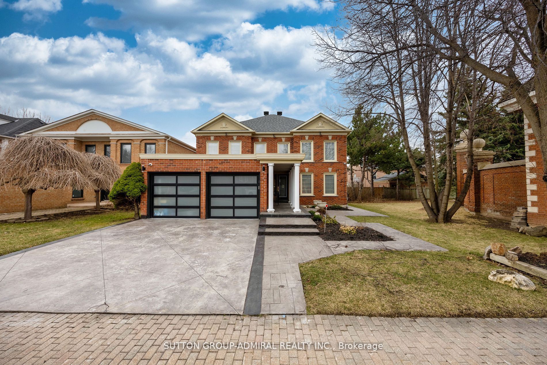 1 Regent Street, Richmond Hill, On L4c 9a9