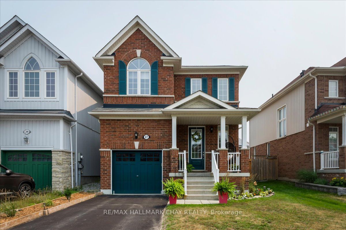 27 Blanchard Crescent, Essa, On L0m 1b0