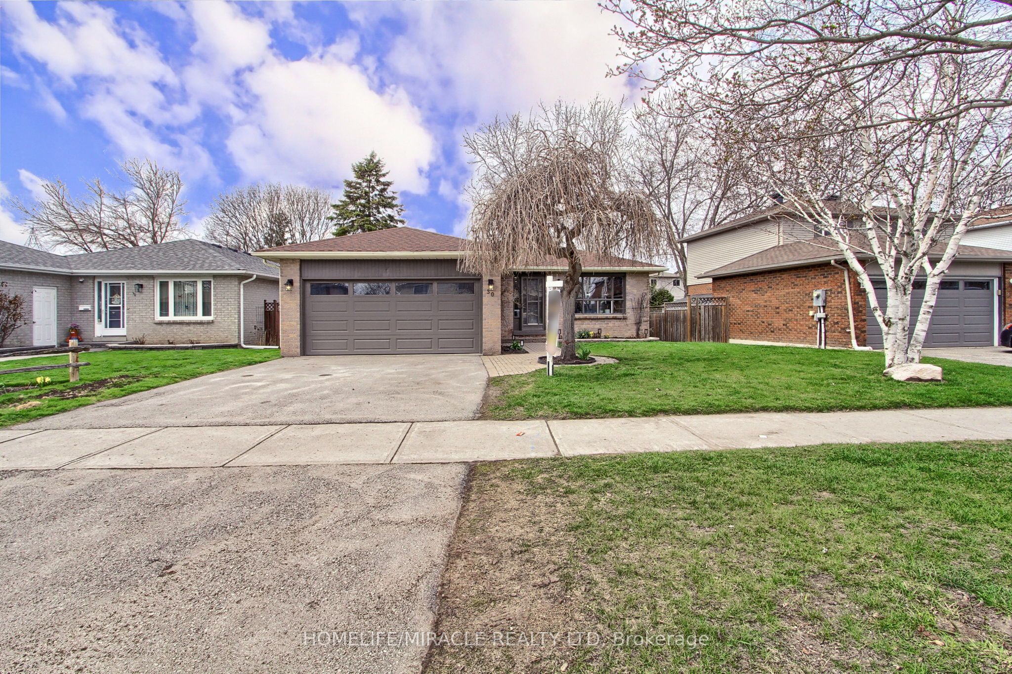 30 Northgate Drive, Bradford West Gwillimbury, On L3z 2h5