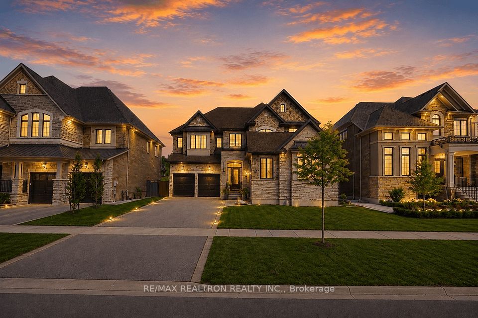 26 Sir Henry Court, King, On L7b 1a4