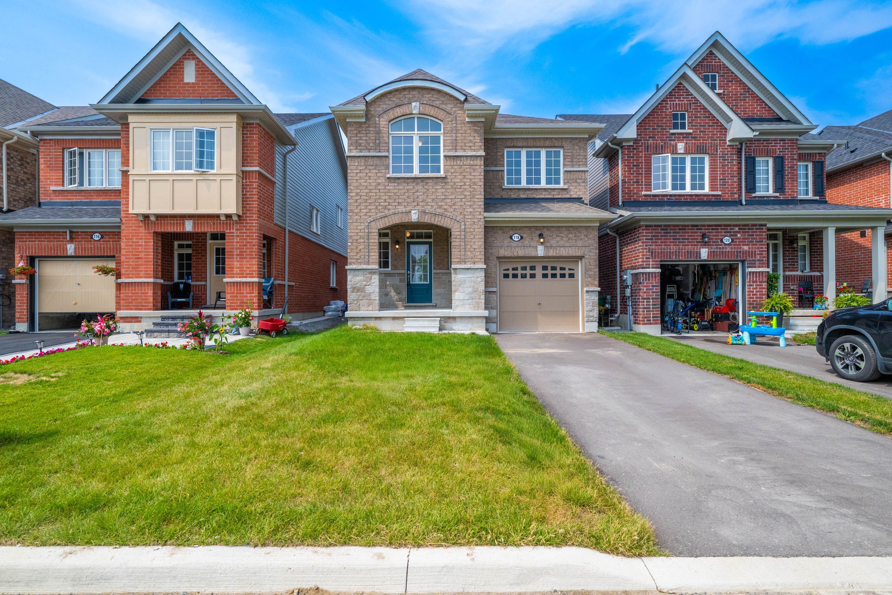 118 Cliff Thompson Court, Georgina, On L0e 1r0