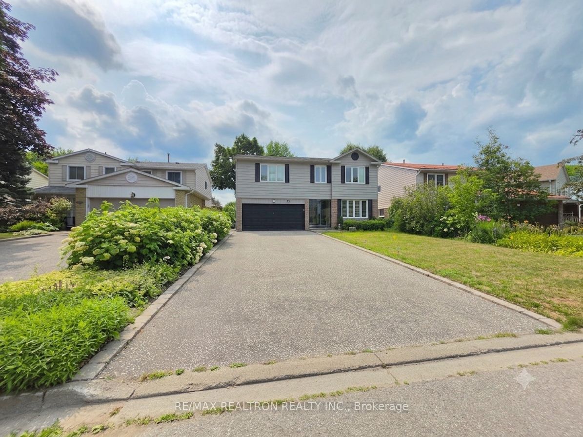 72 Ashton Road Bsmt, Newmarket, On L3y 5r5