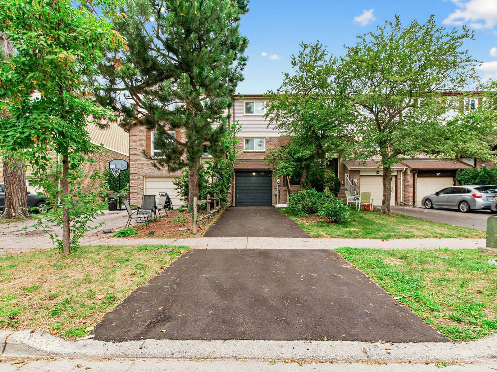 88 Dana Crescent, Vaughan, On L4j 2r5