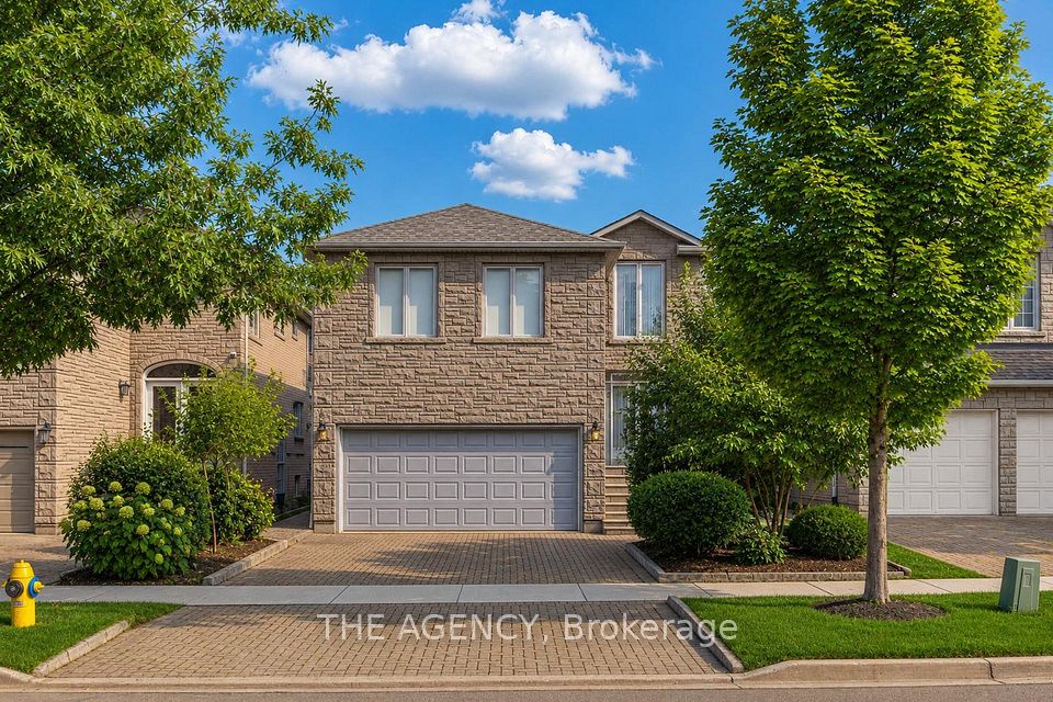 68 Townsgate Drive, Vaughan, On L4j 8a4