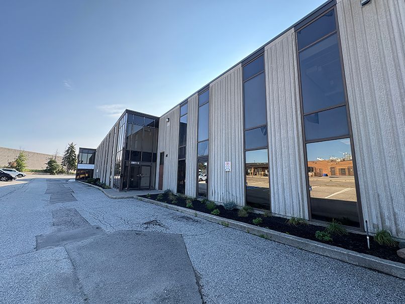 145 West Beaver Creek Road 2, Richmond Hill, On L4b 1c6