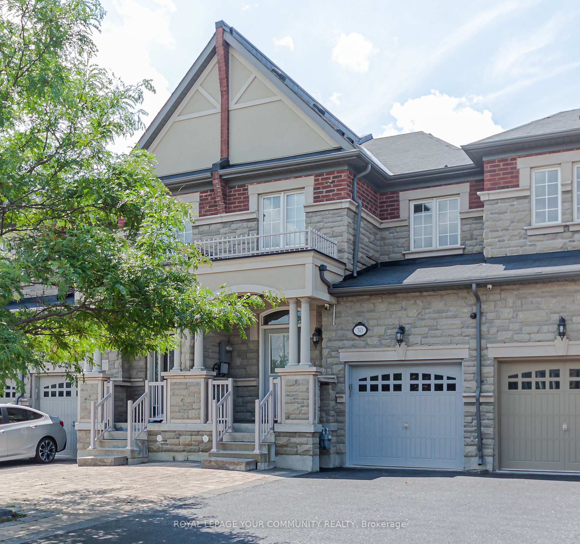 30 Spruce Pine Crescent, Vaughan, On L6a 4t3