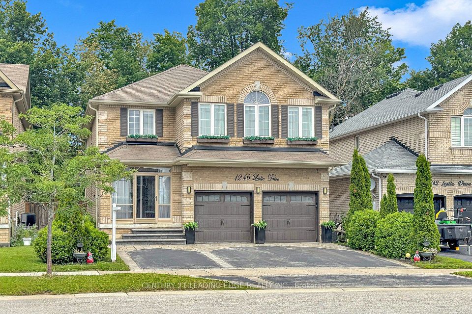 1246 Leslie Drive, Innisfil, On L9s 0g3