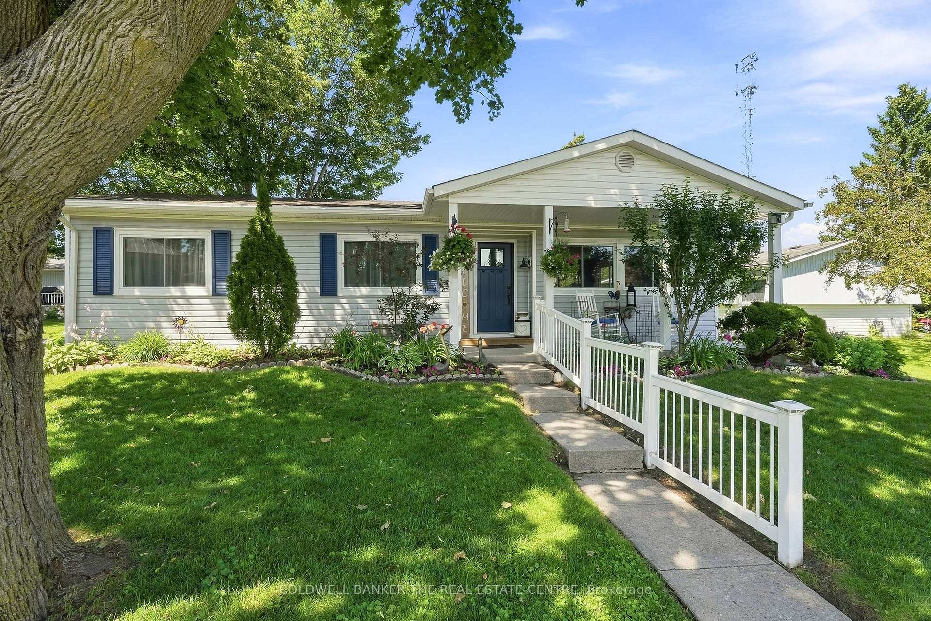 22 Western Avenue, Innisfil, On L9s 1m1