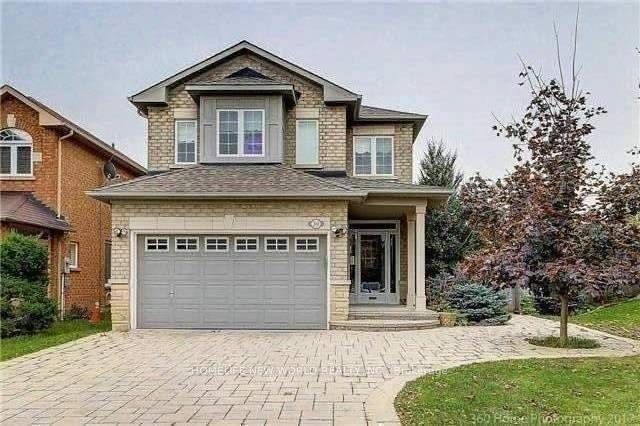 39 Brightsview Drive, Richmond Hill, On L4e 3z1