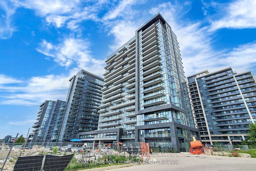 20 Gatineau Drive 702, Vaughan, On L4j 0l3