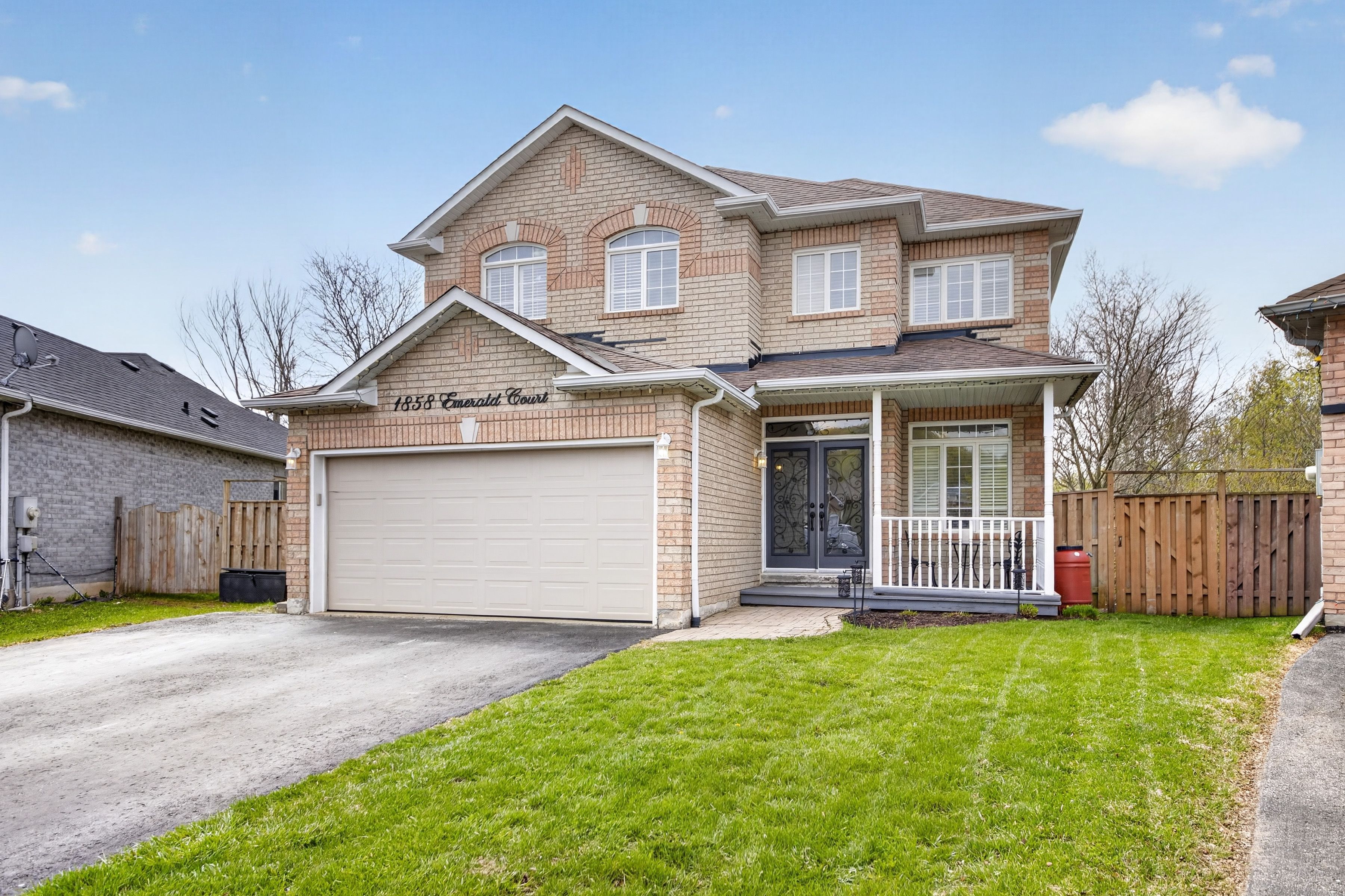 1858 Emerald Court, Innisfil, On L9s 2a5