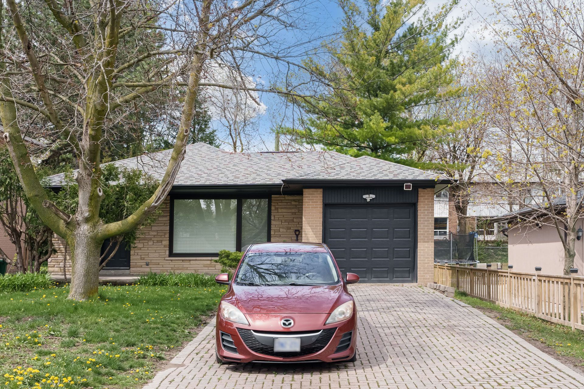 6 Dalmeny Road Lower, Markham, On L3t 1l9
