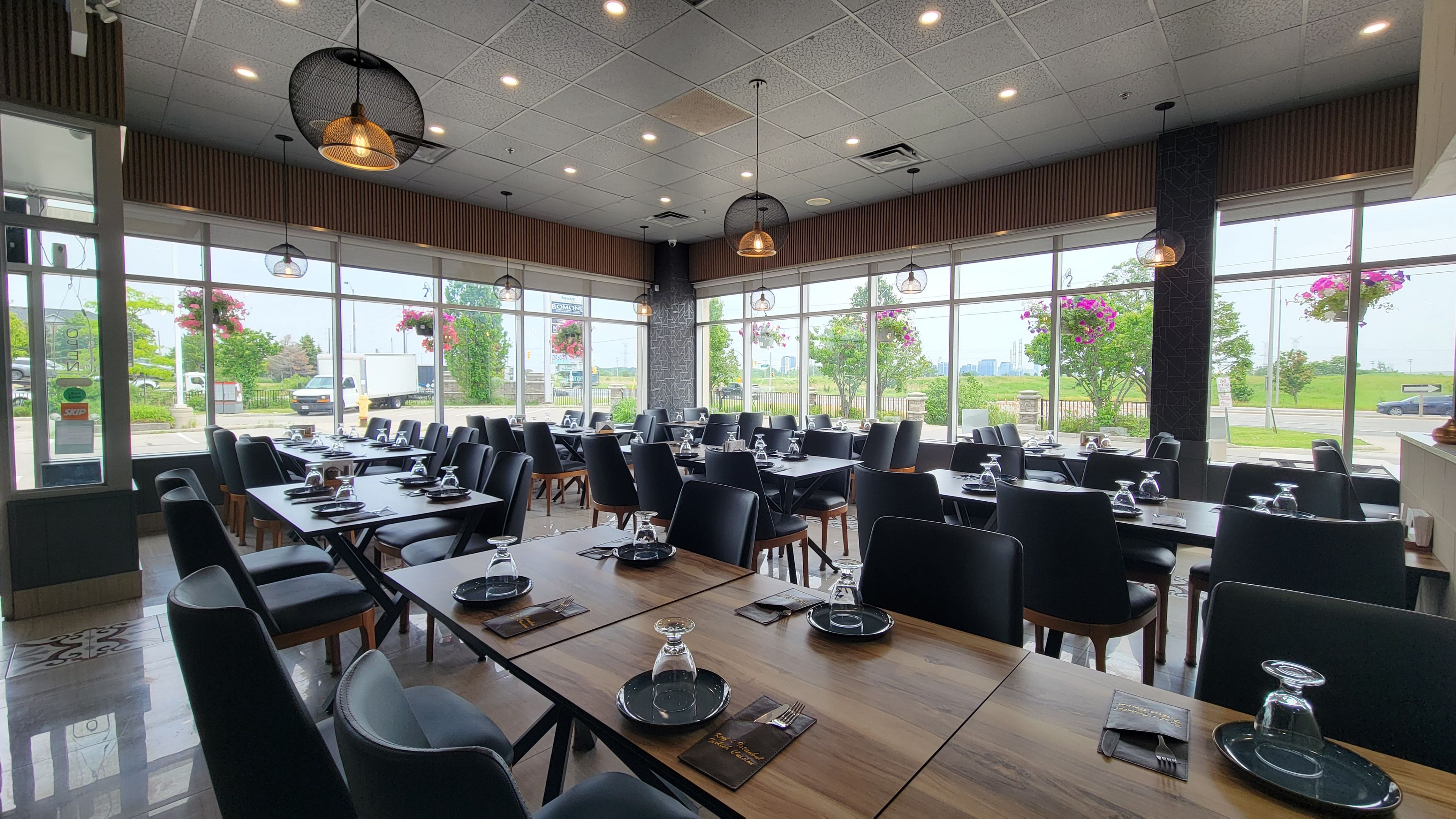 1200 Highway 7 1, Vaughan, On L4j 0e1