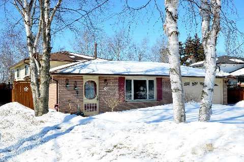 96 Maple Avenue W, New Tecumseth, On L0g 1a0