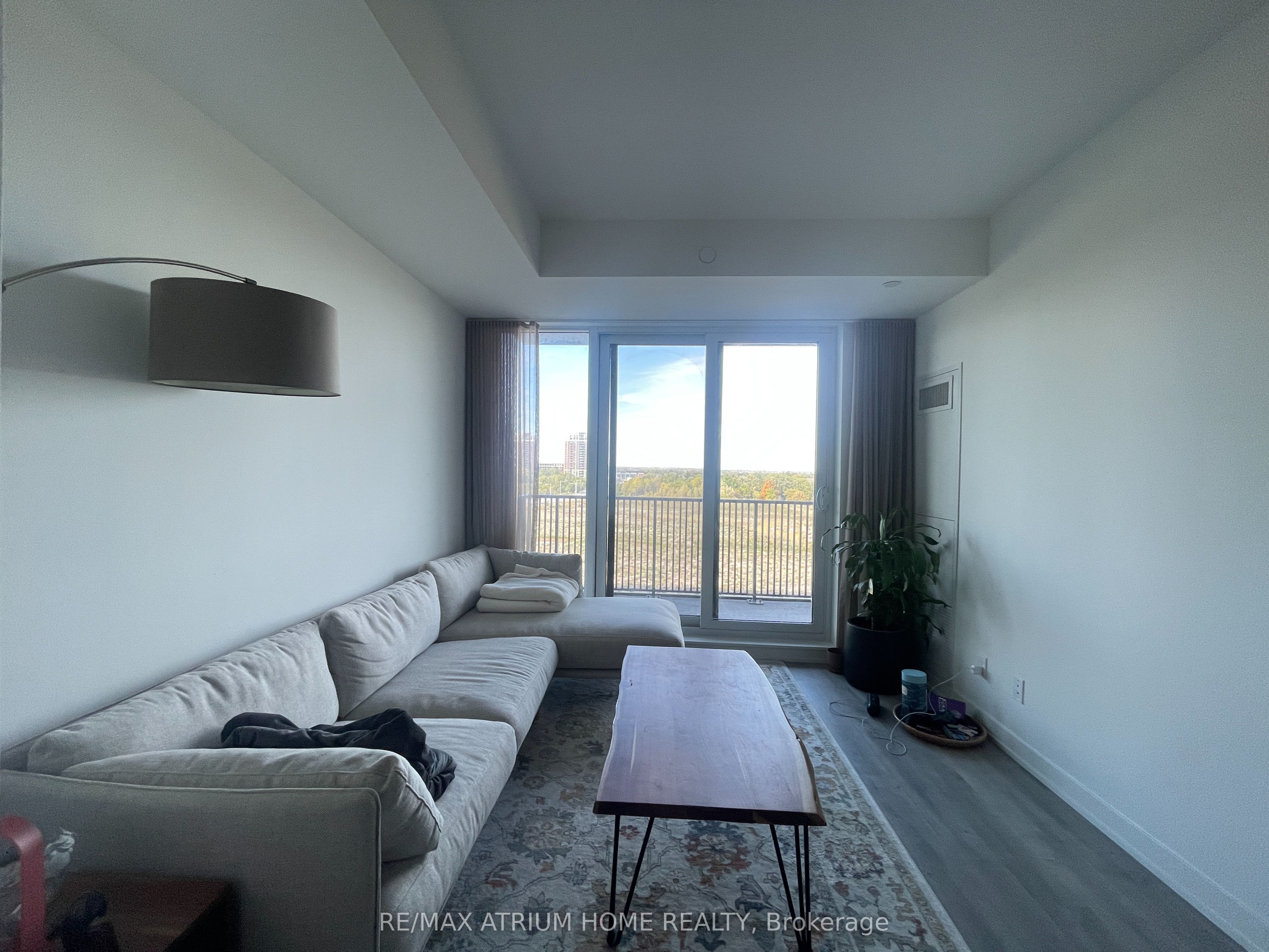 38 Simcoe Promenade 511, Markham, On L6g 0h7