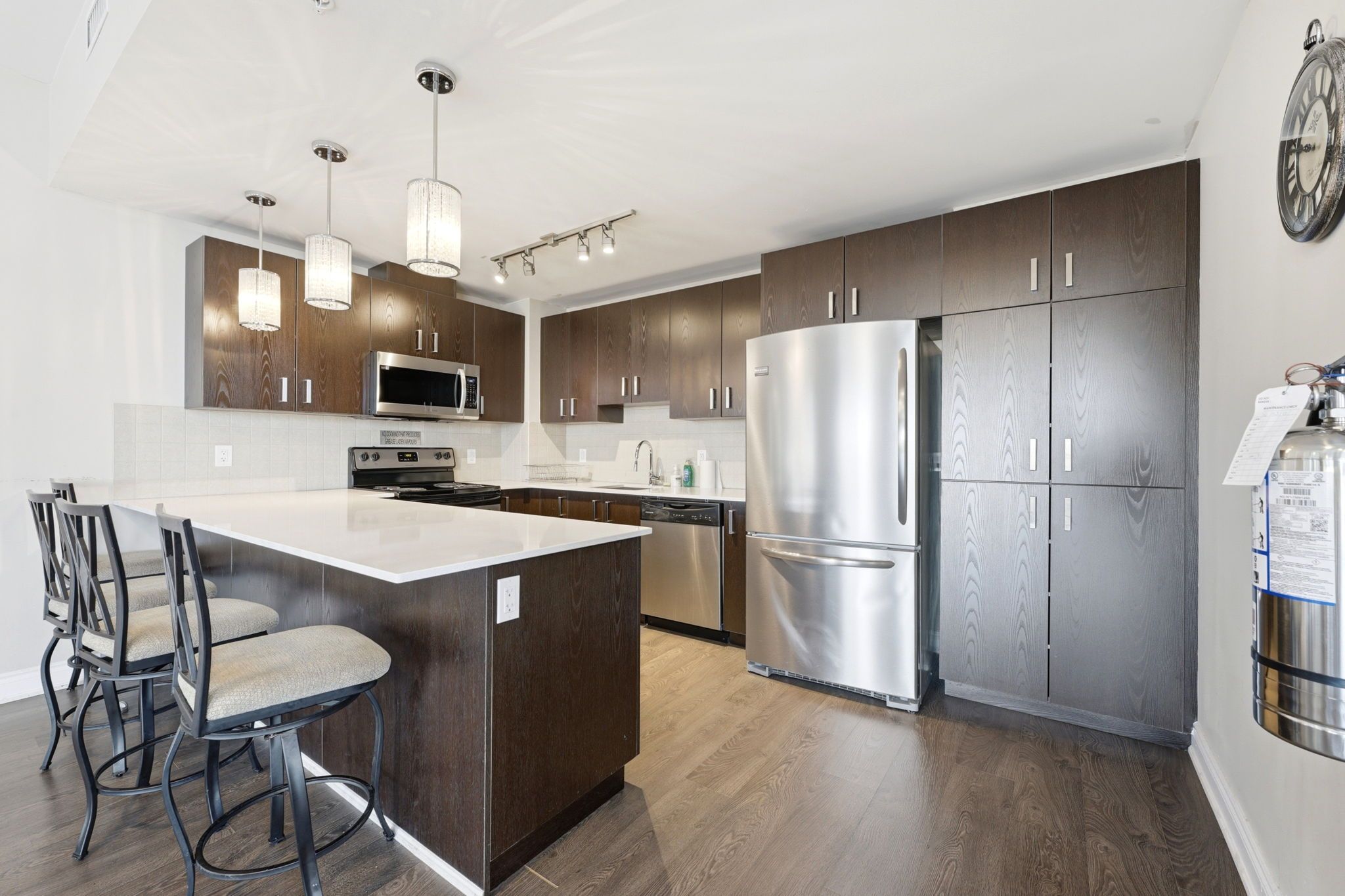 11611 Yonge Street N 719, Richmond Hill, On L4e 3n8