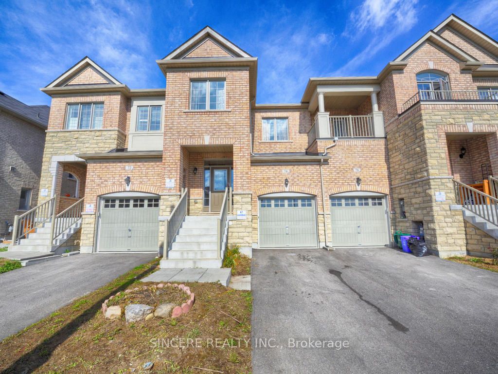74 Paper Mills Crescent, Richmond Hill, On L4e 0v4