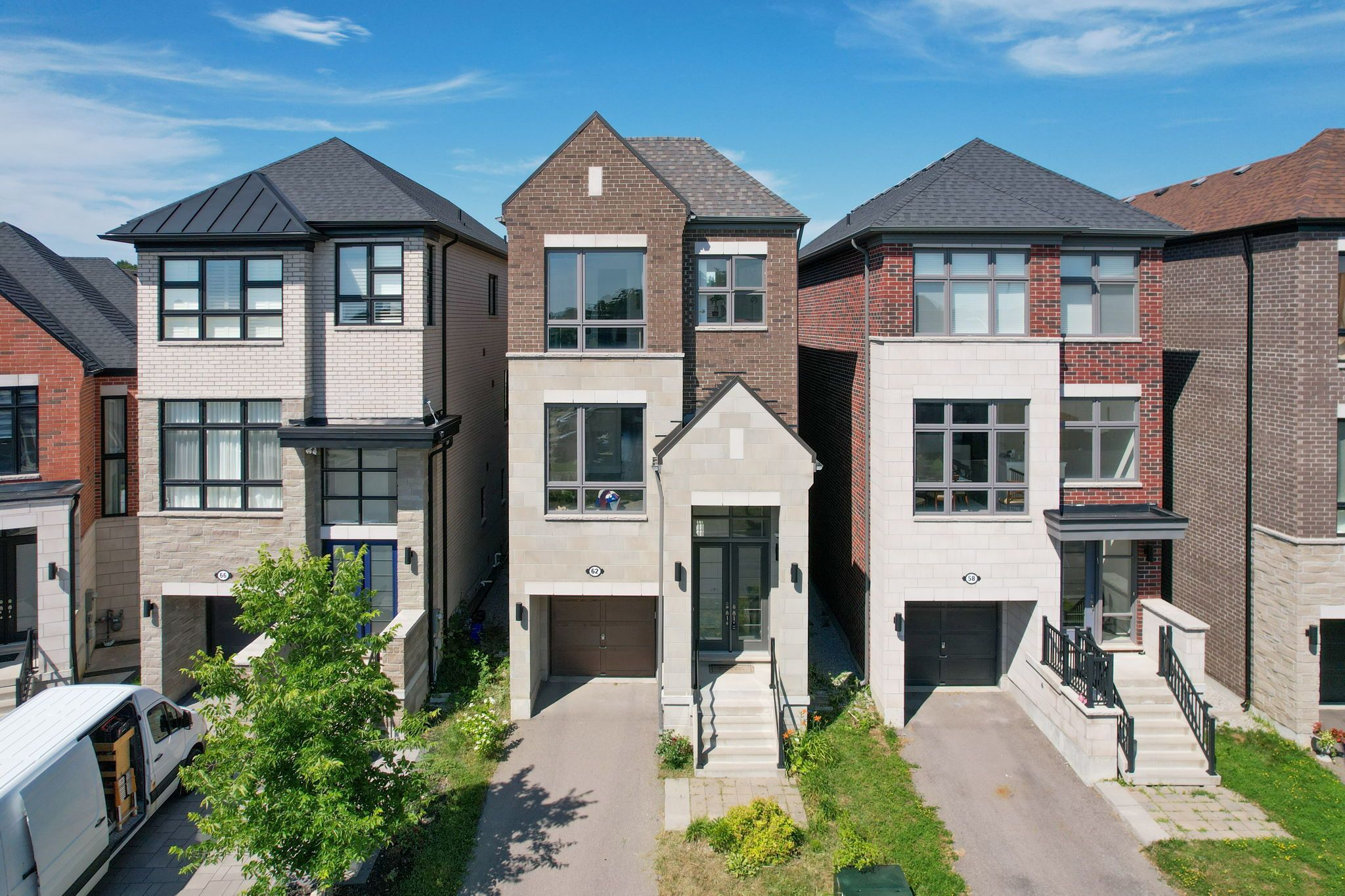 62 Hesperus Road, Vaughan, On L4j 0k3
