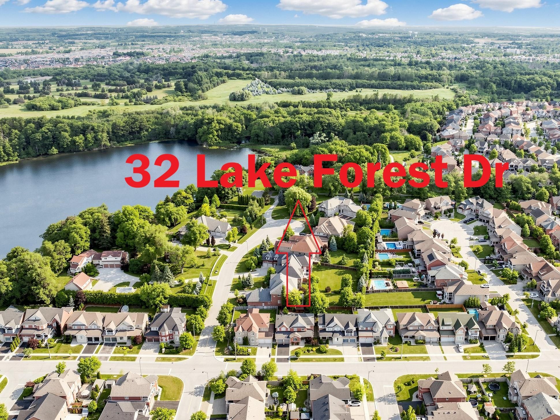 32 Lake Forest Drive, Richmond Hill, On L4e 0b2