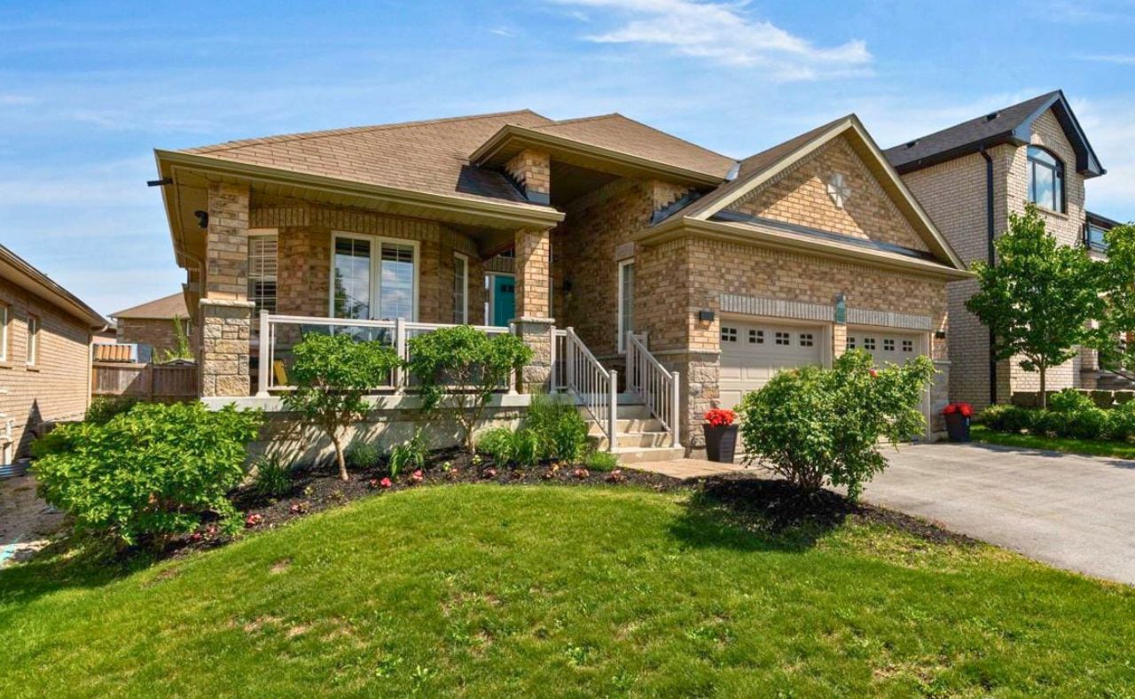 2215 Nevils Street, Innisfil, On L9s 0e2