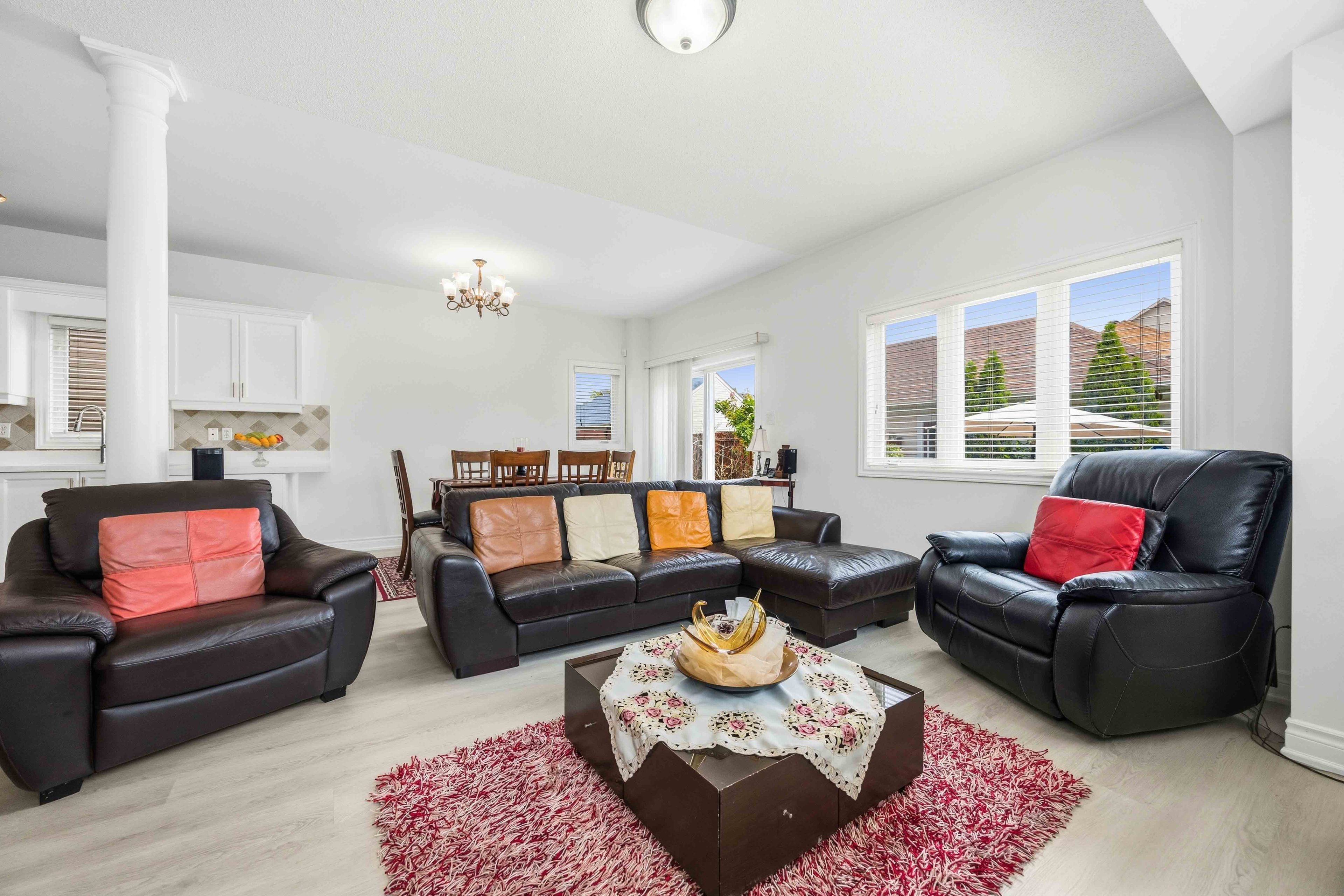 76 Riverlands Avenue, Markham, On L6b 1b6