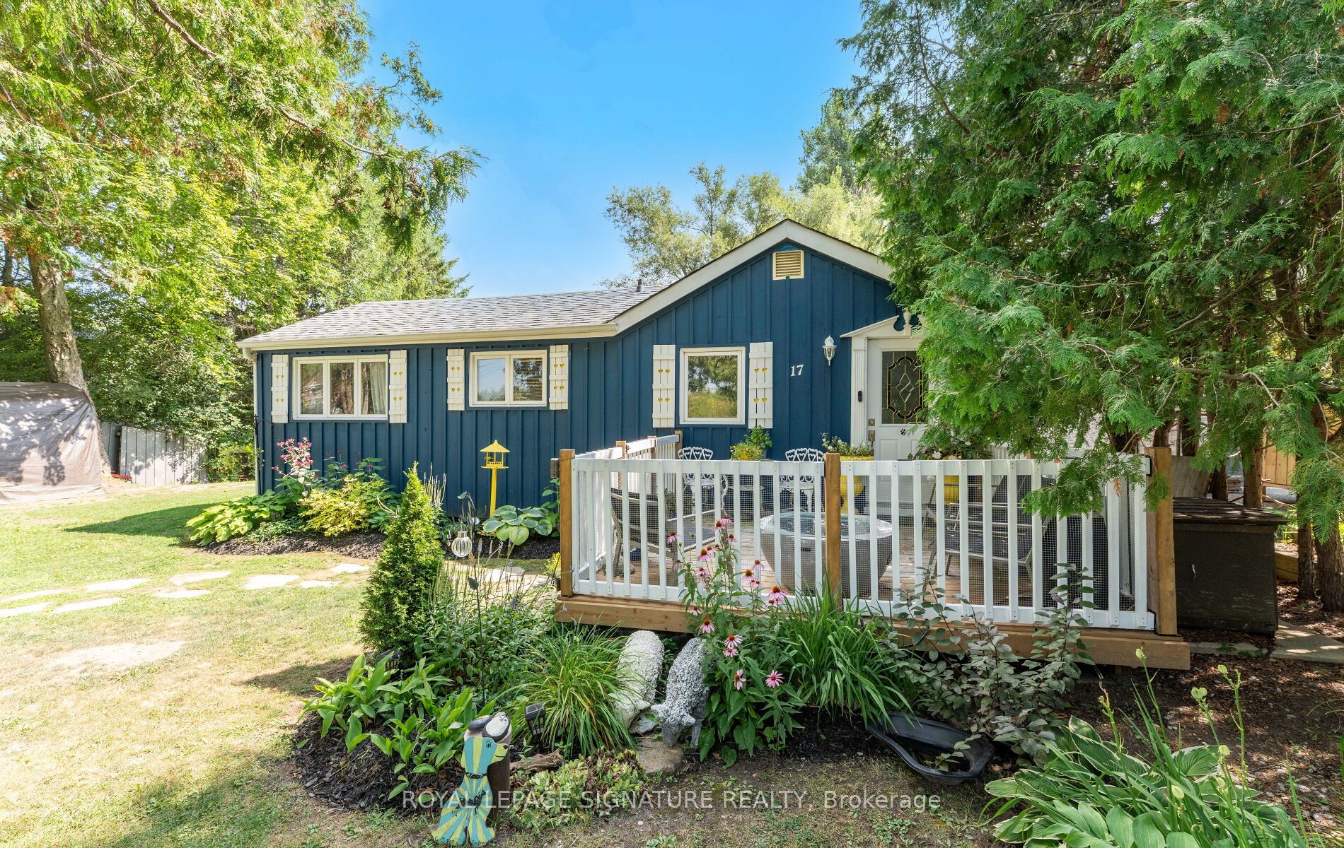 17 Mustard Street, Uxbridge, On L9p 1r2