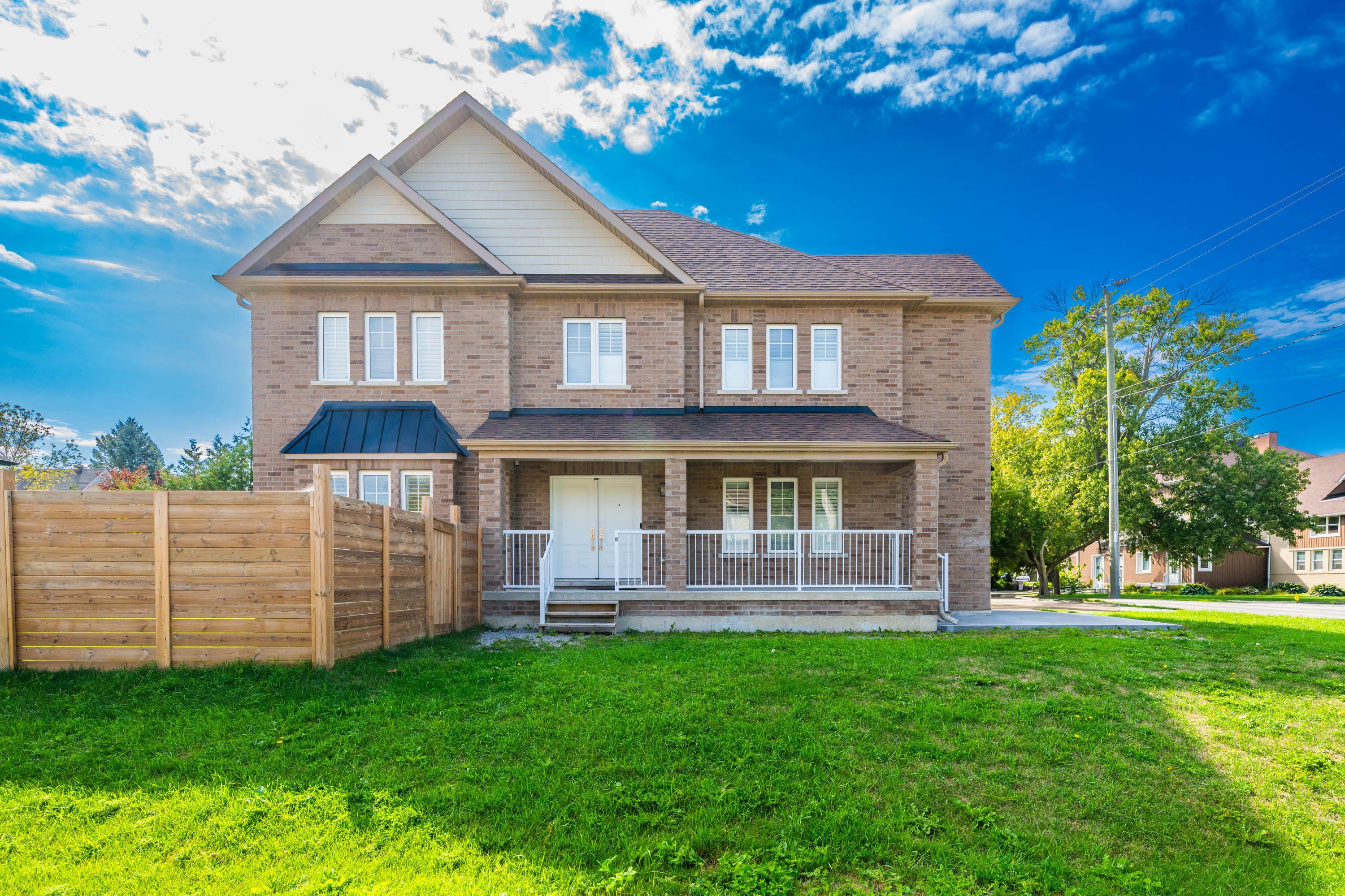 3b George Street, Innisfil, On L0l 1l0
