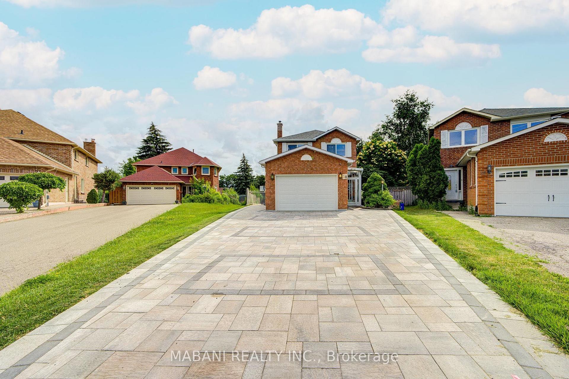 38 Marchwood Crescent, Richmond Hill, On L4c 8m5