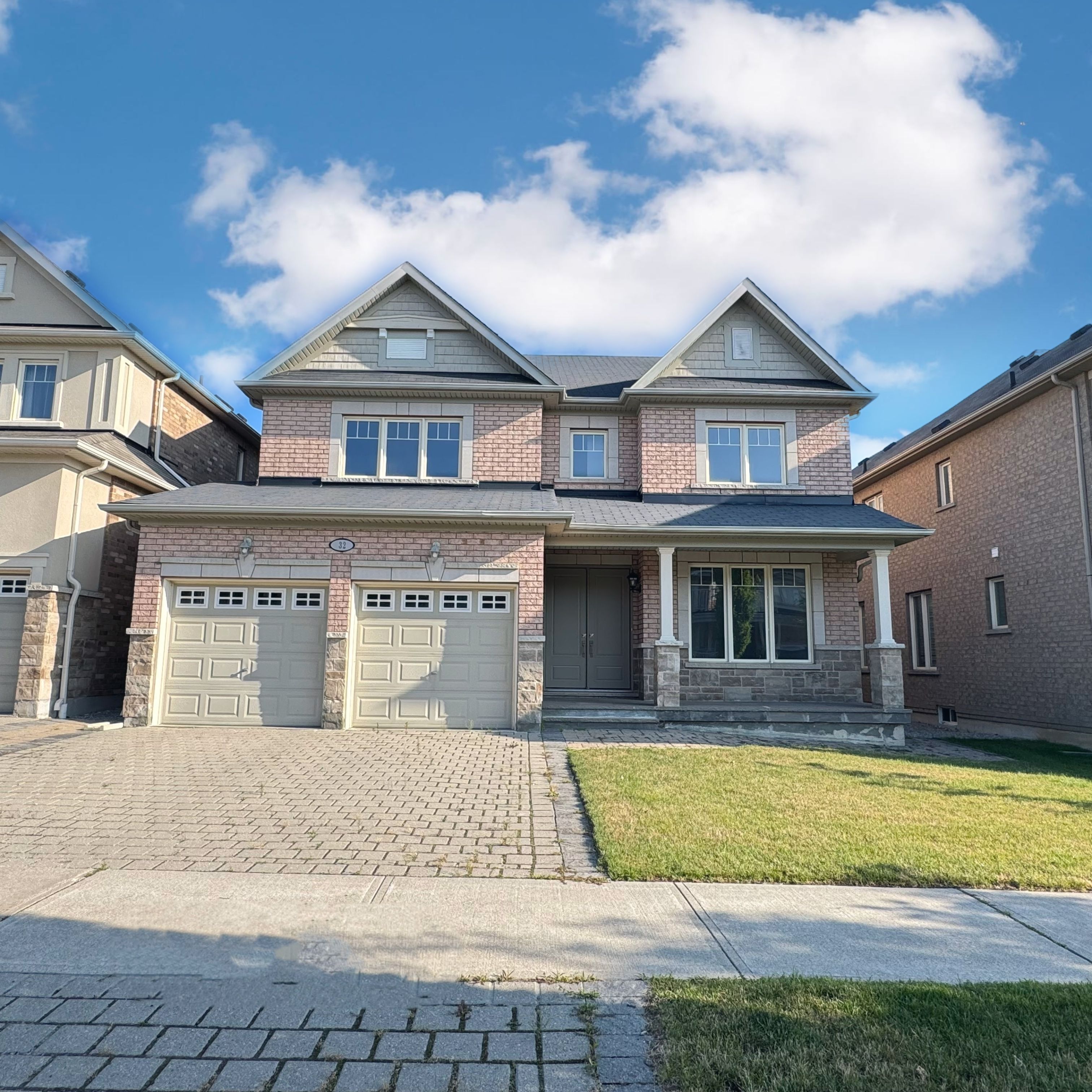 32 Philips Lake Court, Richmond Hill, On L4e 0s8