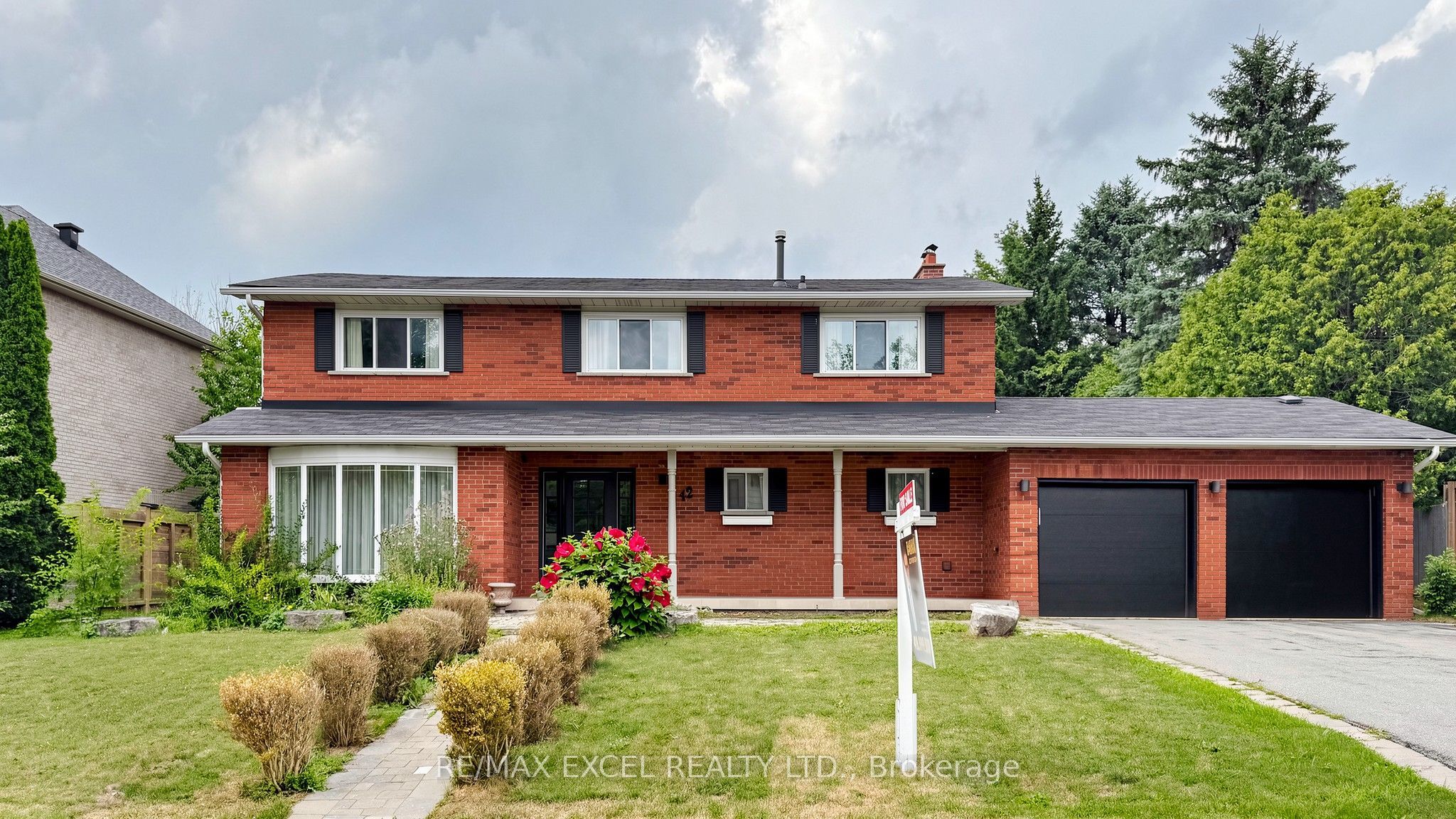 42 Blackforest Drive, Richmond Hill, On L4e 2n6