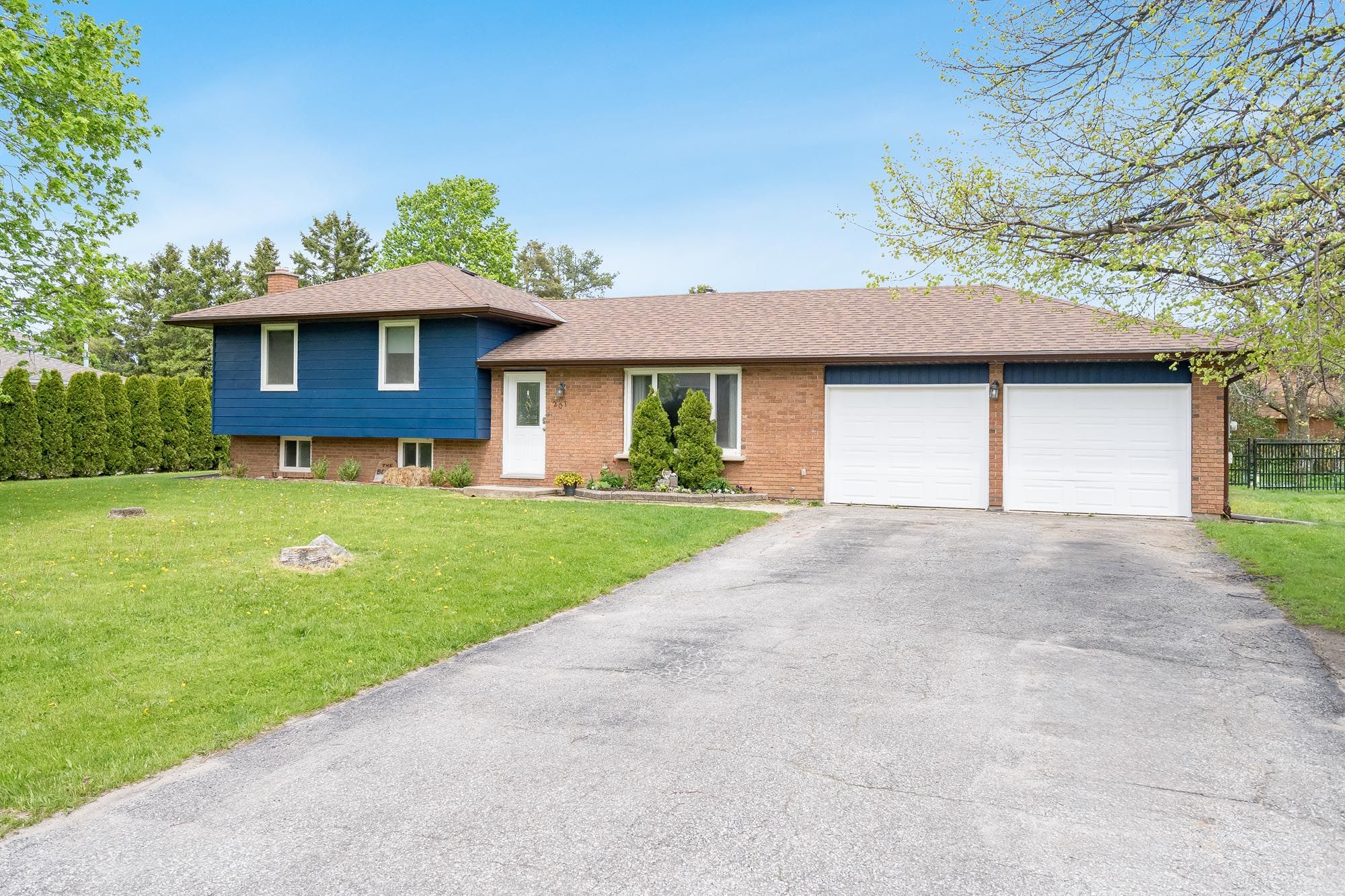 201 Parkside Crescent, Innisfil, On L9s 1g2