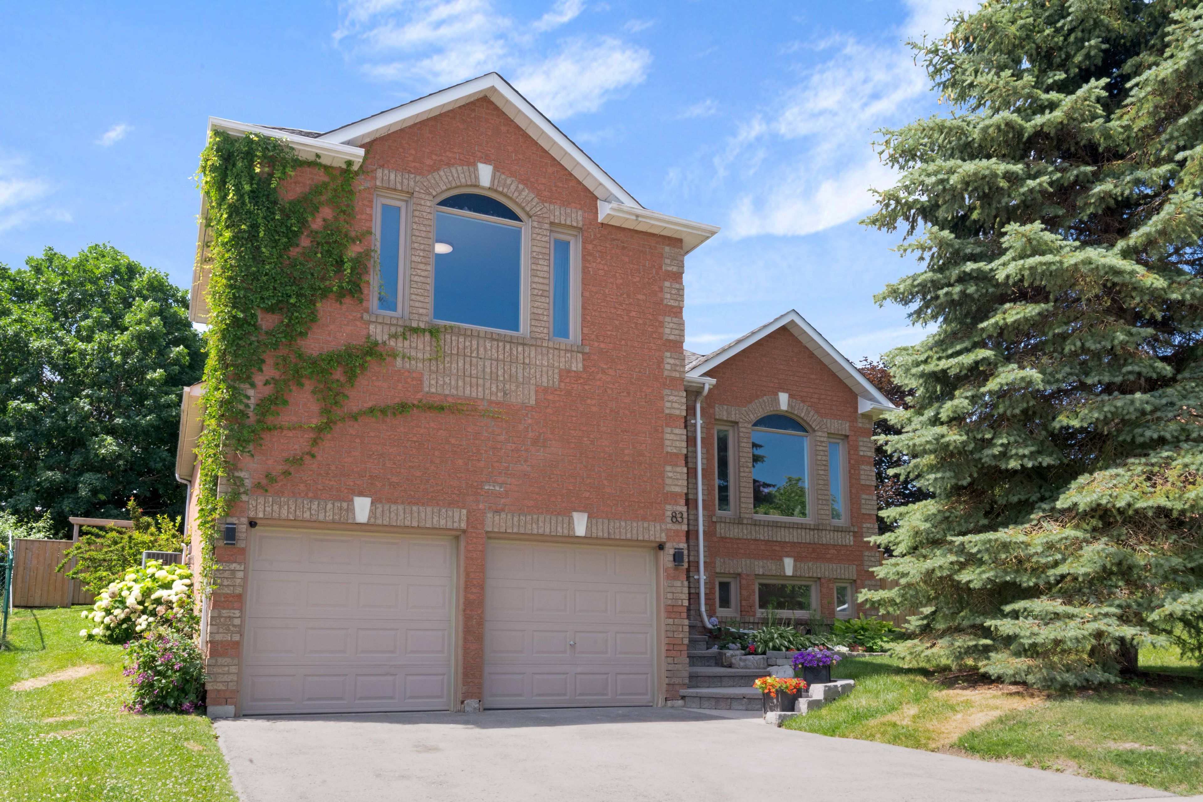 83 Depeuter Crescent, Bradford West Gwillimbury, On L3z 3a2
