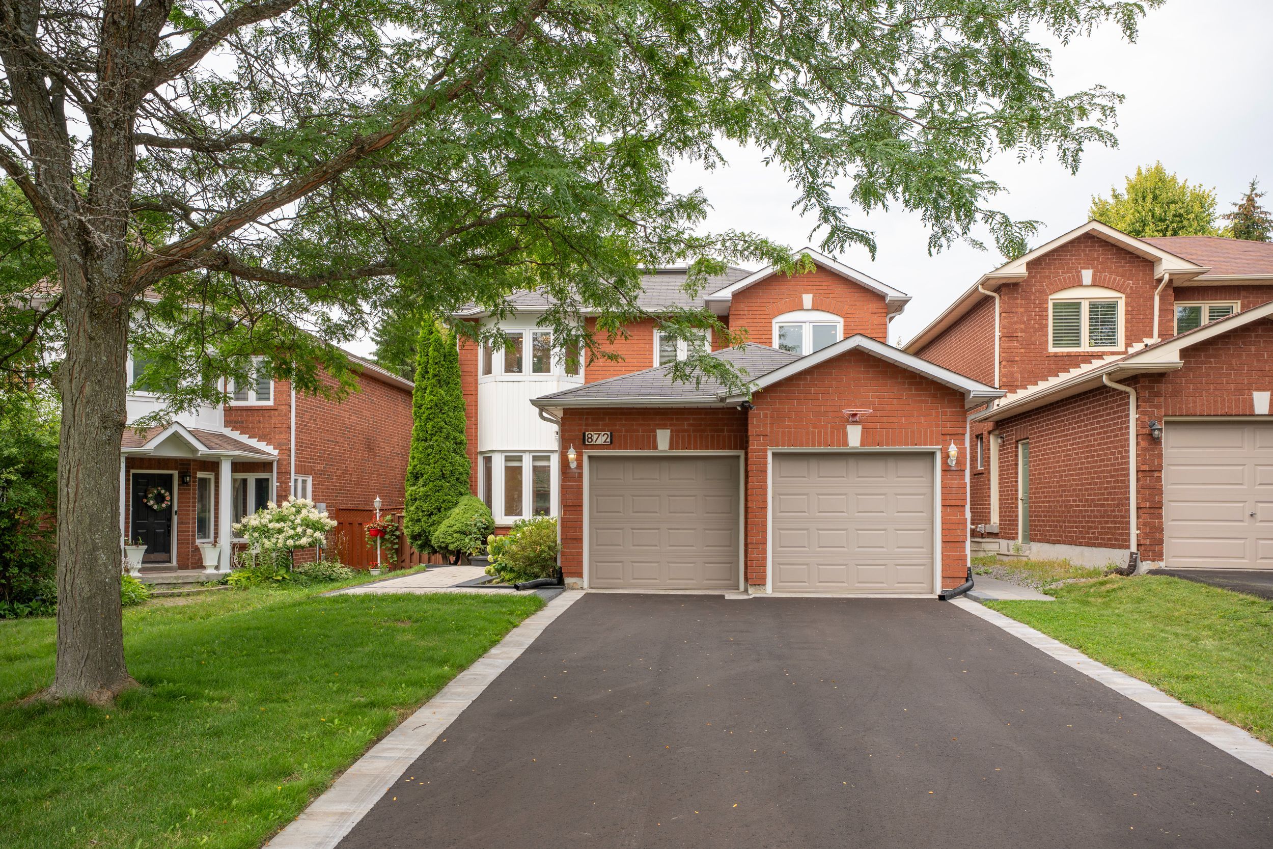 872 Hilton Boulevard, Newmarket, On L3x 2h8