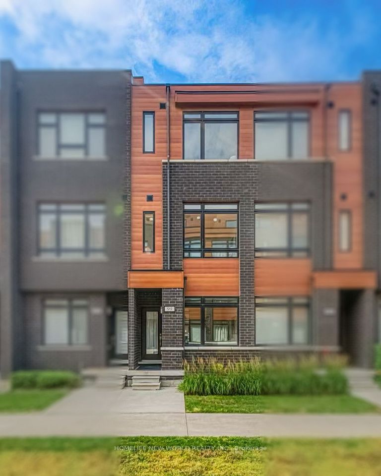 370d Red Maple Road 99, Richmond Hill, On L4c 5t4