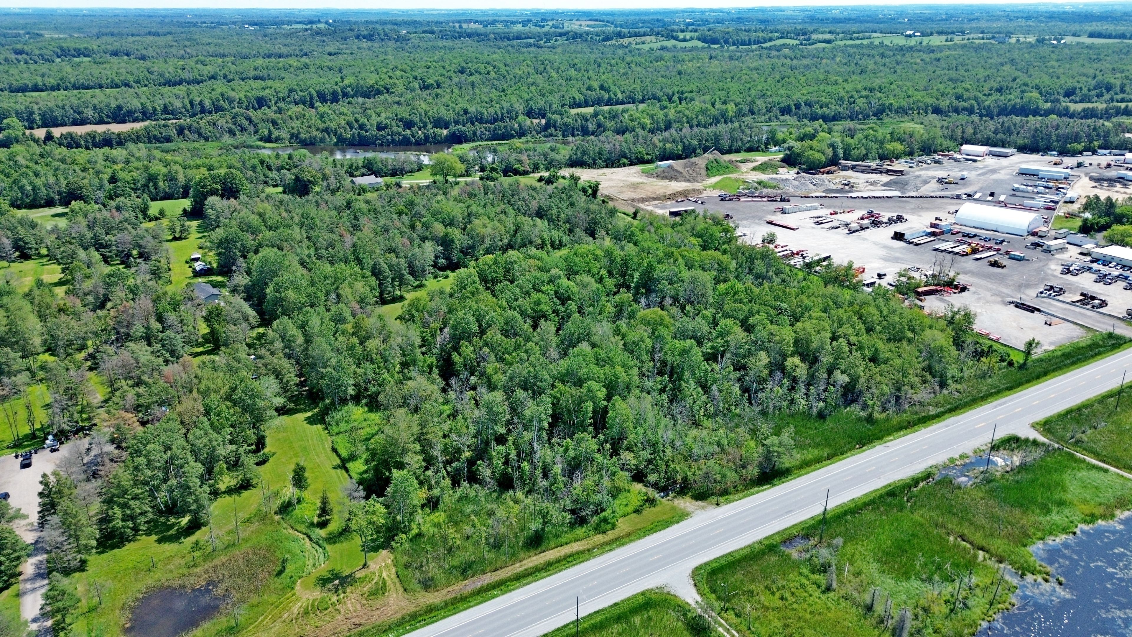 23589 Highway 48, Georgina, On L0e 1r0