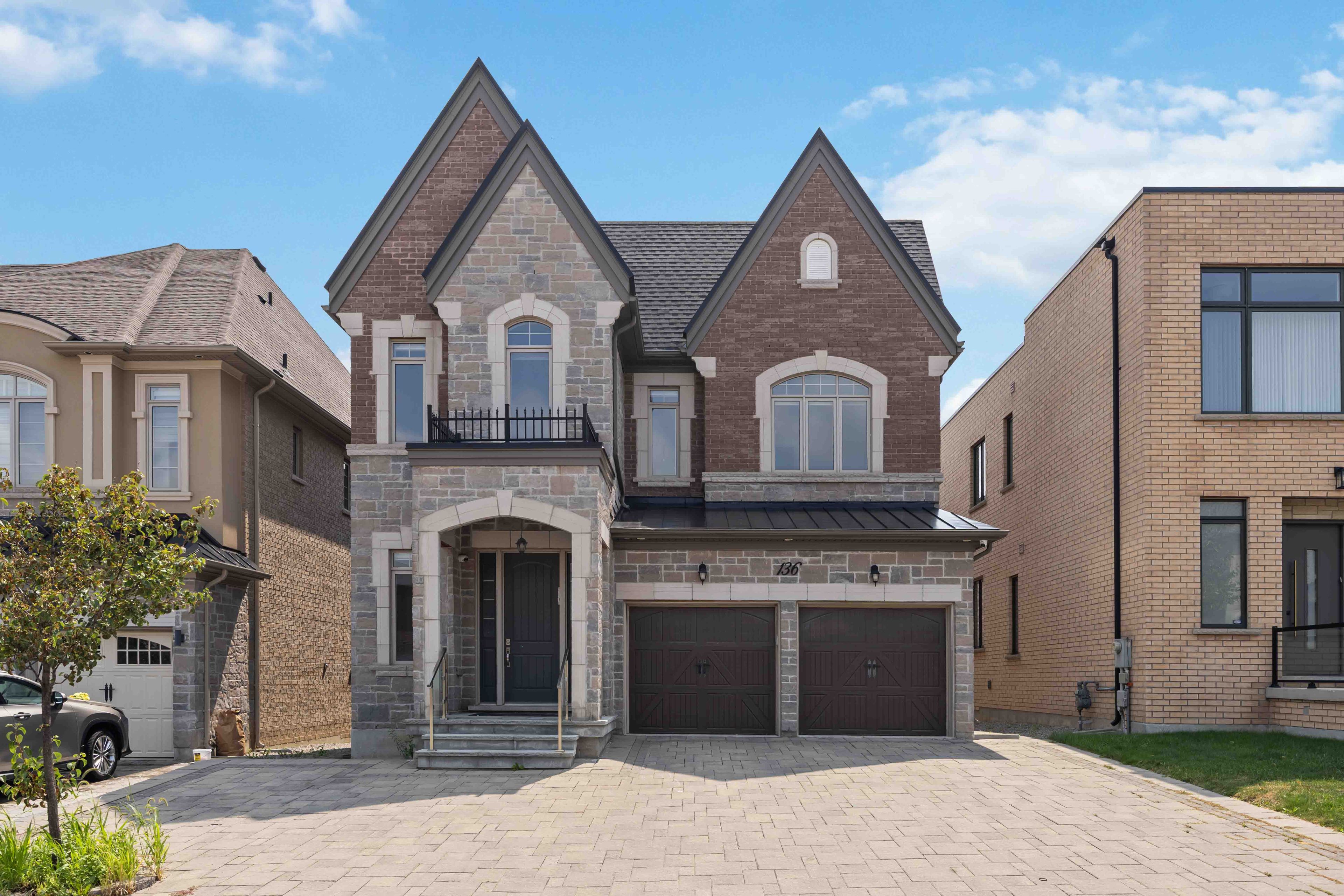 136 Abner Miles Drive, Vaughan, On L6a 4x4