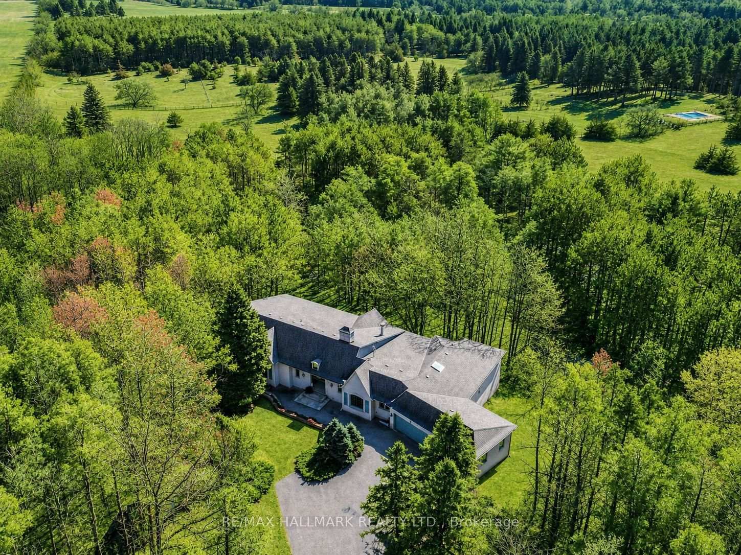 18381 Mccowan Road, East Gwillimbury, On L0g 1m0
