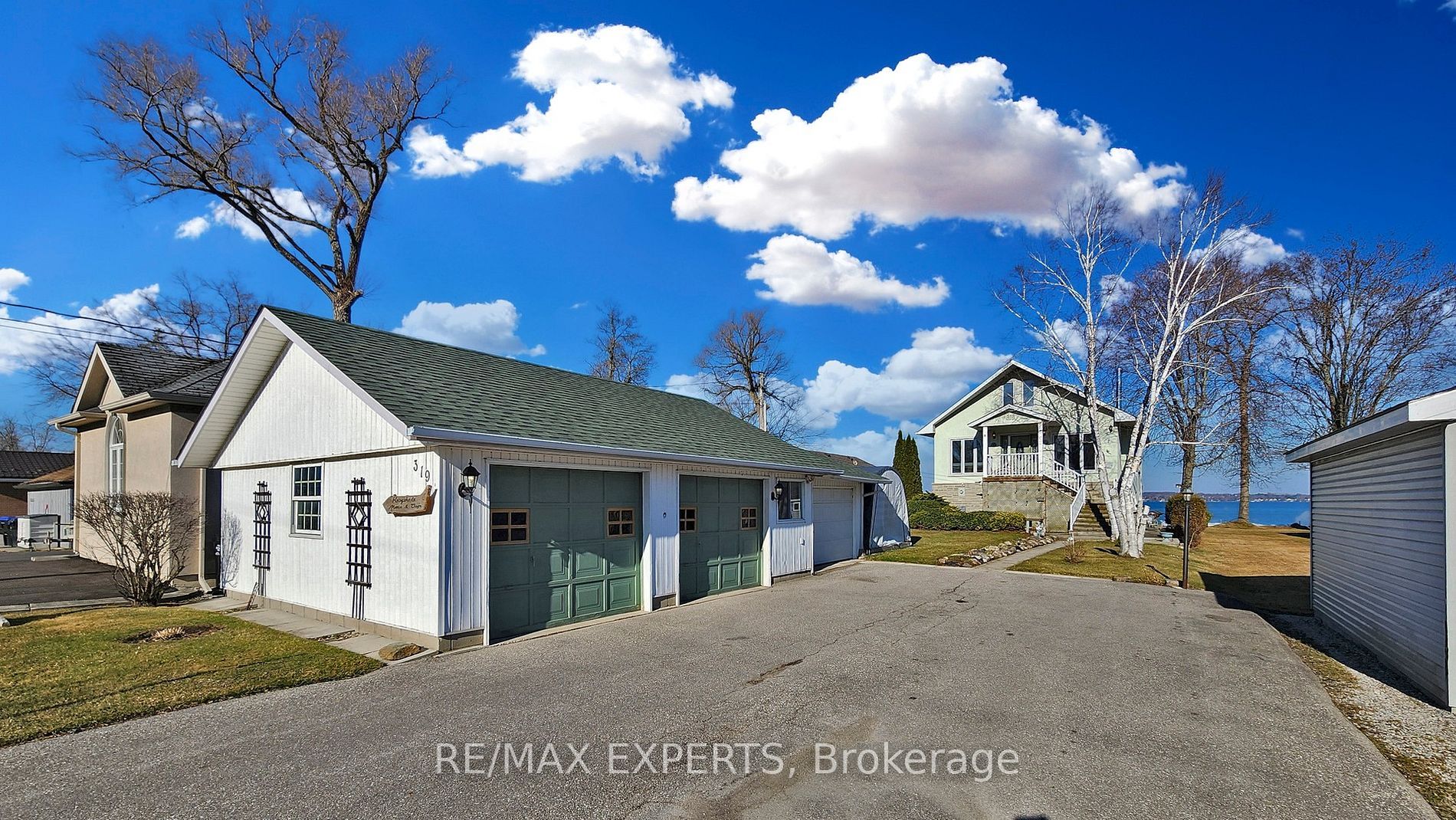 319 Limerick Street, Innisfil, On L0l 1k0