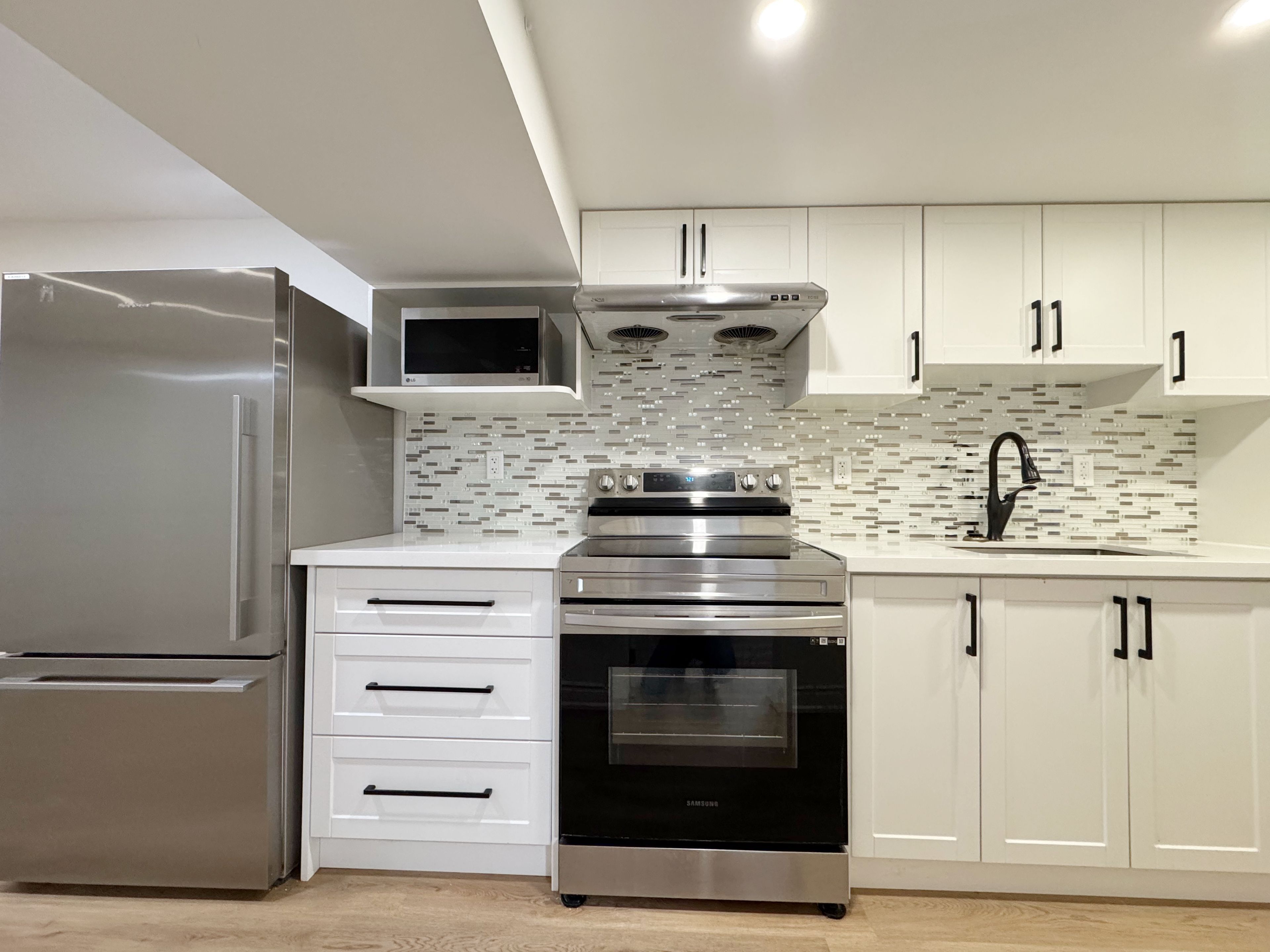 60 Attridge Drive, Aurora, On L4g 6j4