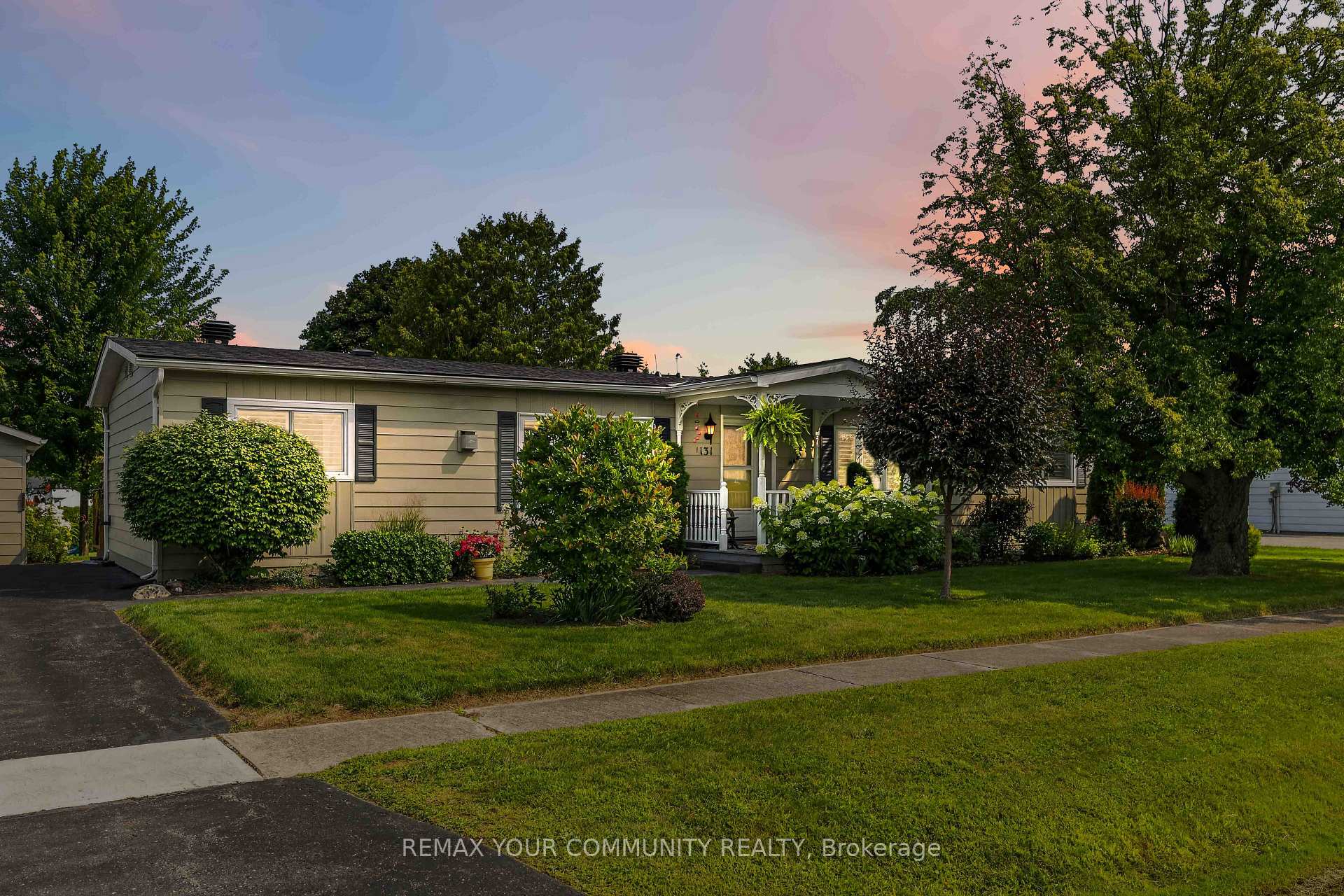 131 Roxanna Drive, Georgina, On L0e 1r0