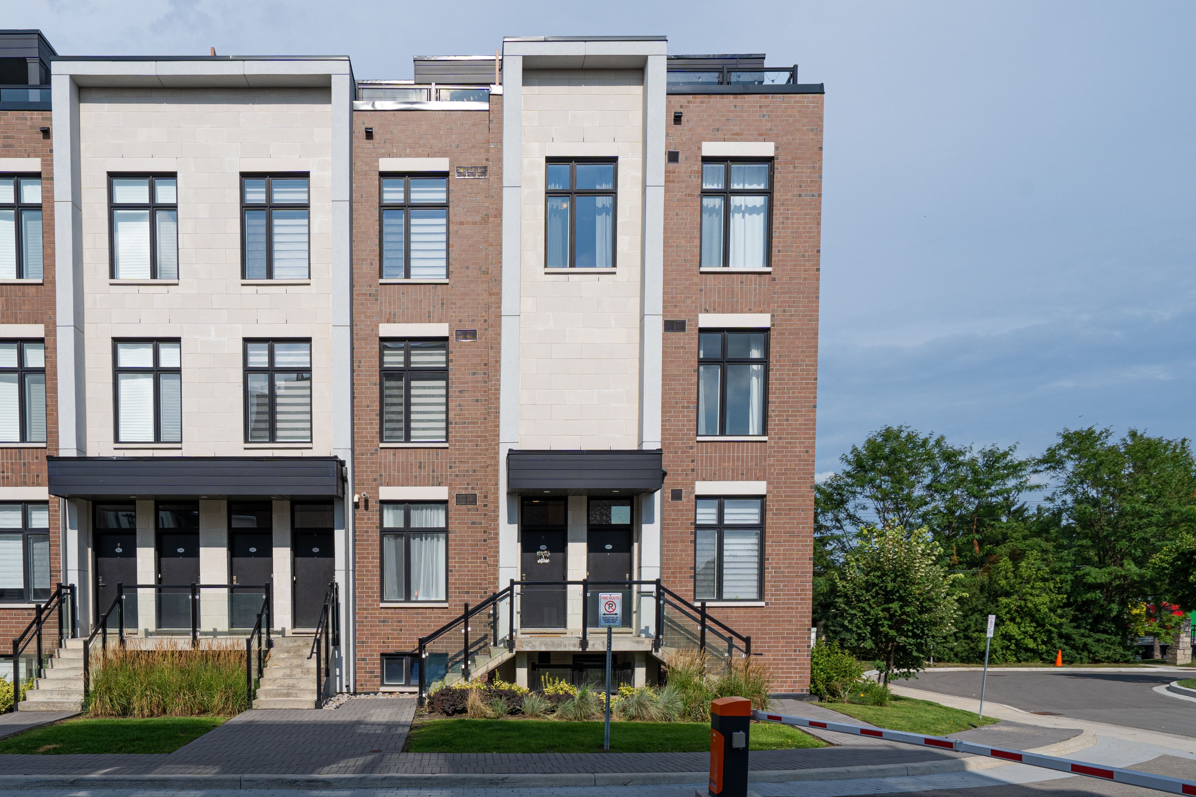 9560 Islington Avenue U208, Vaughan, On L4h 4z5