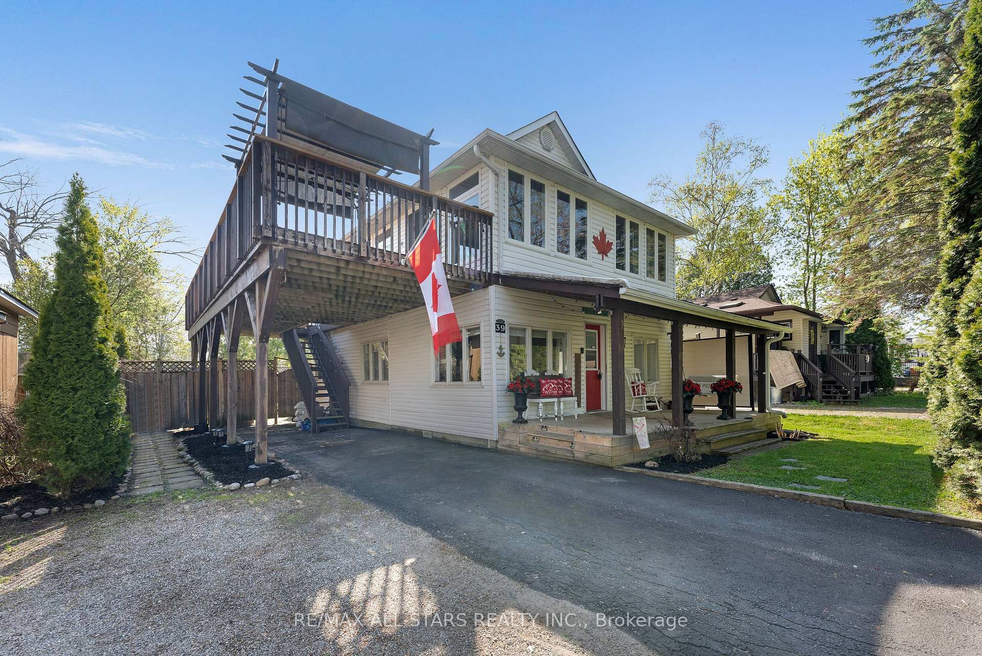 39 Franklin Beach Road, Georgina, On L0e 1l0