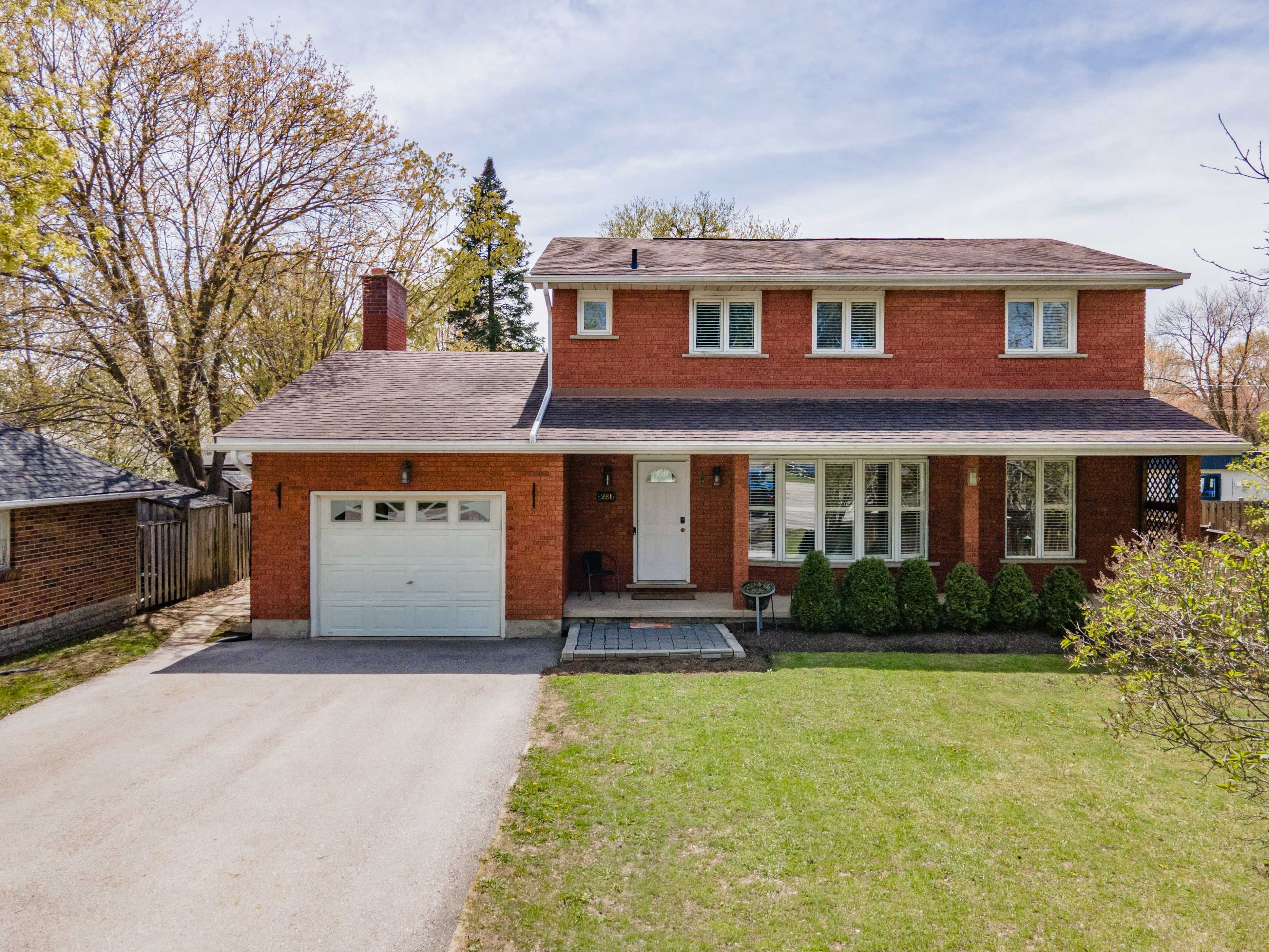 281 Victoria Street E, New Tecumseth, On L9r 1k4