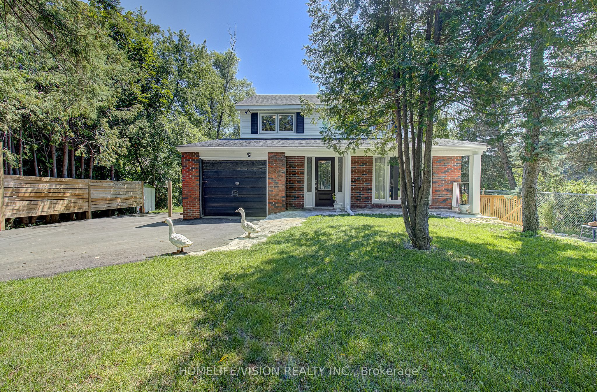 245 Regional Road 8 Road, Uxbridge, On L9p 1r1