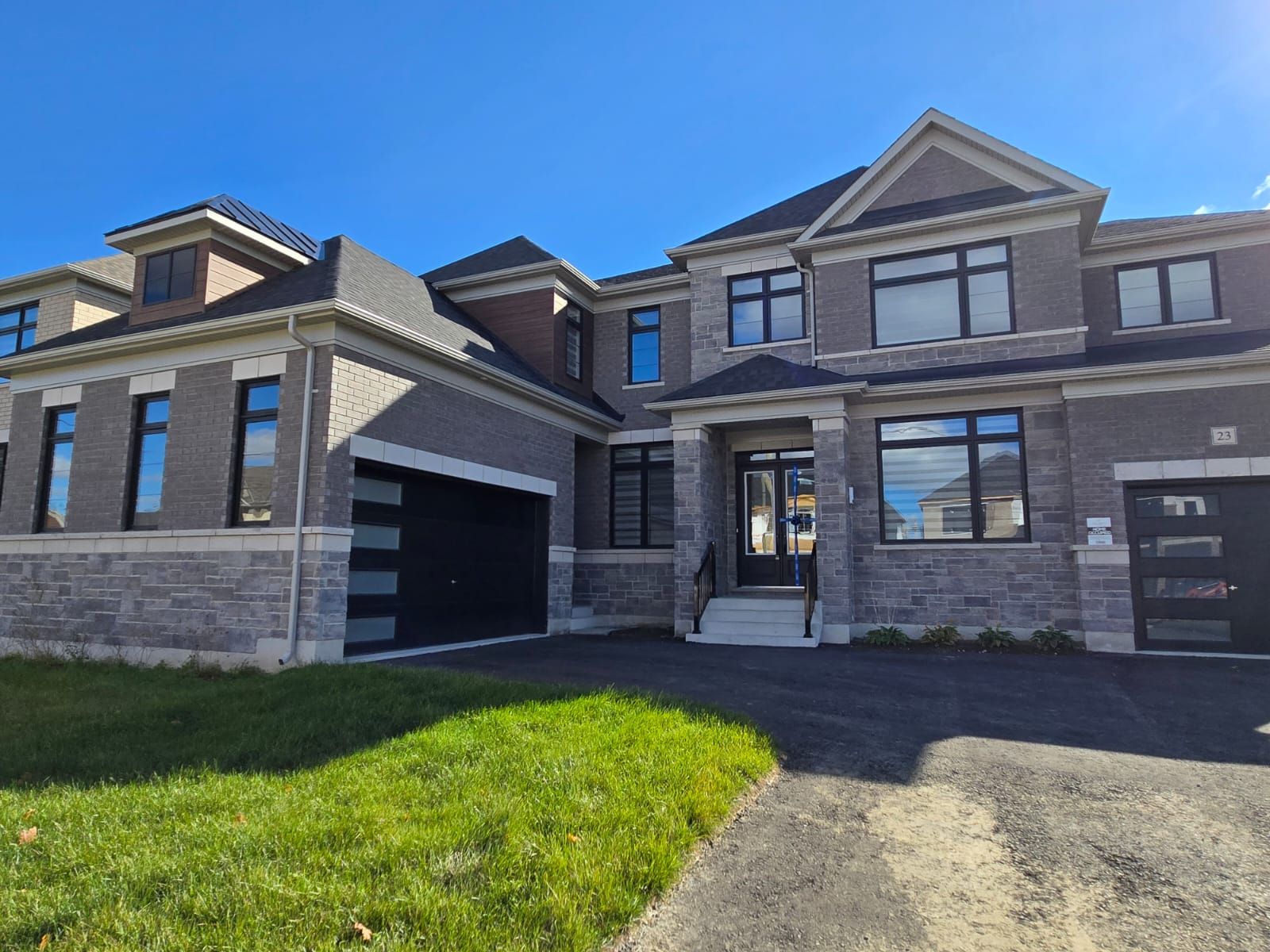 23 Marigold Boulevard E, Adjala-Tosorontio, On L0g 1w0