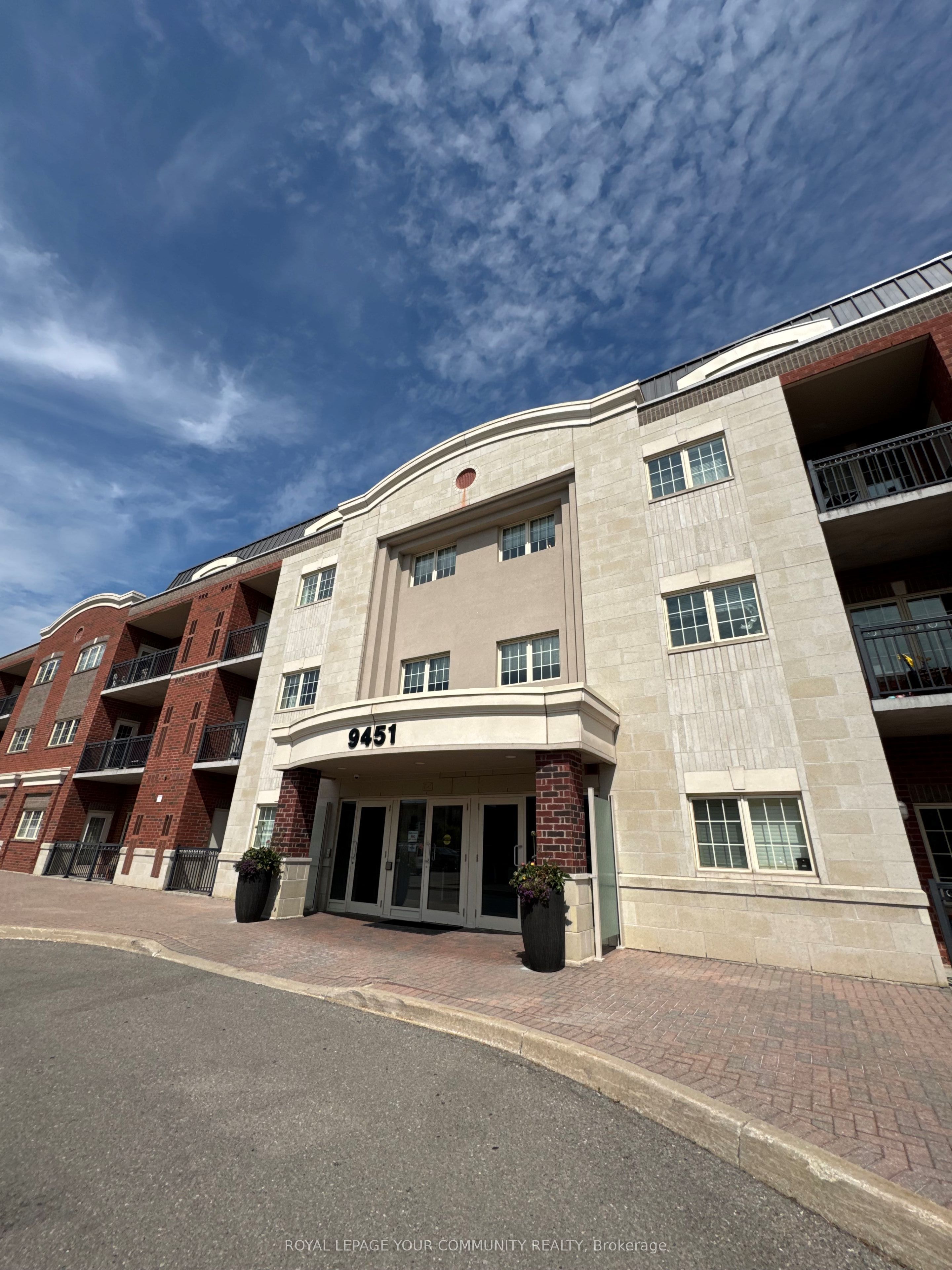 9451 Jane Street 301, Vaughan, On L6a 4h8