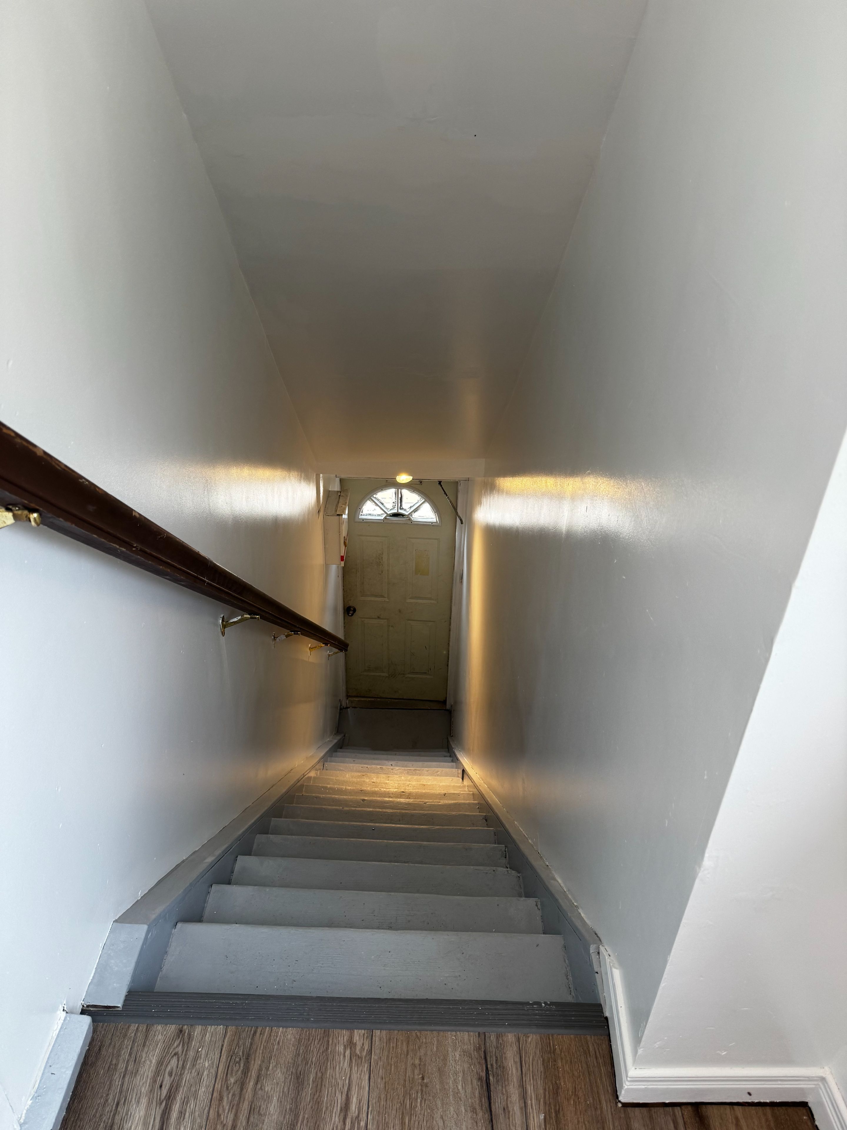 205 Church Street Apt A, Georgina, On L4p 1j9