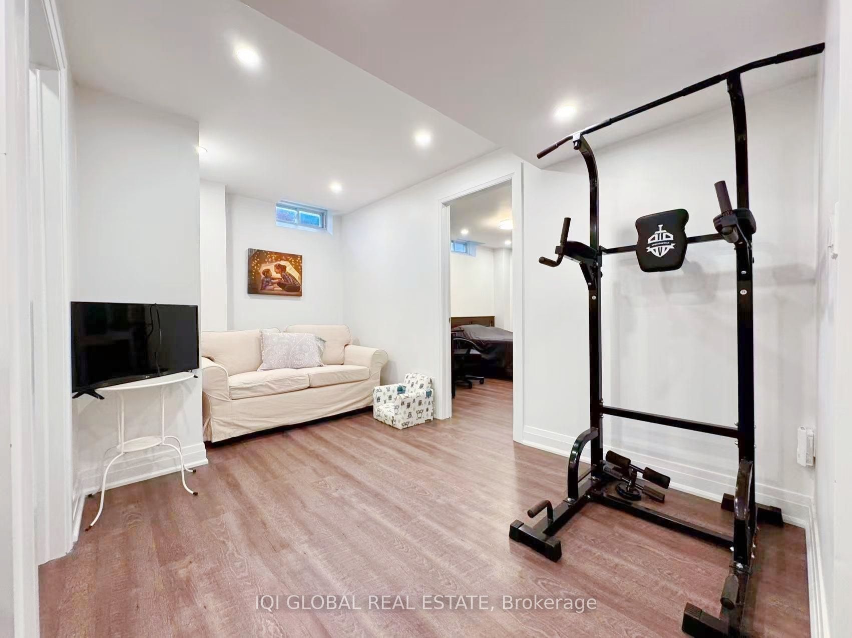 101 Gable Avenue Basement, Markham, On L6c 2m2