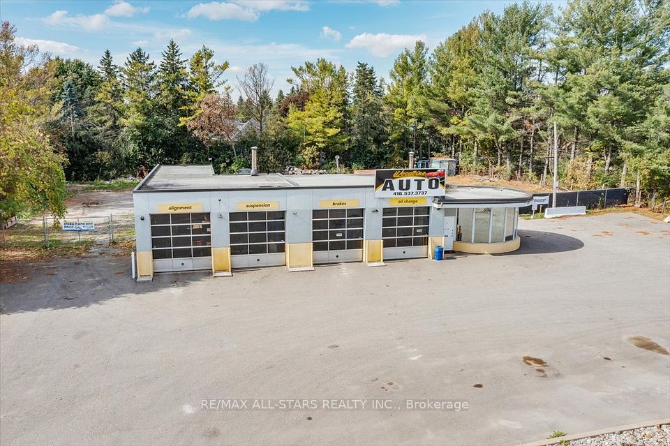 14806 Woodbine Avenue, Whitchurch-Stouffville, On L4a 2c9